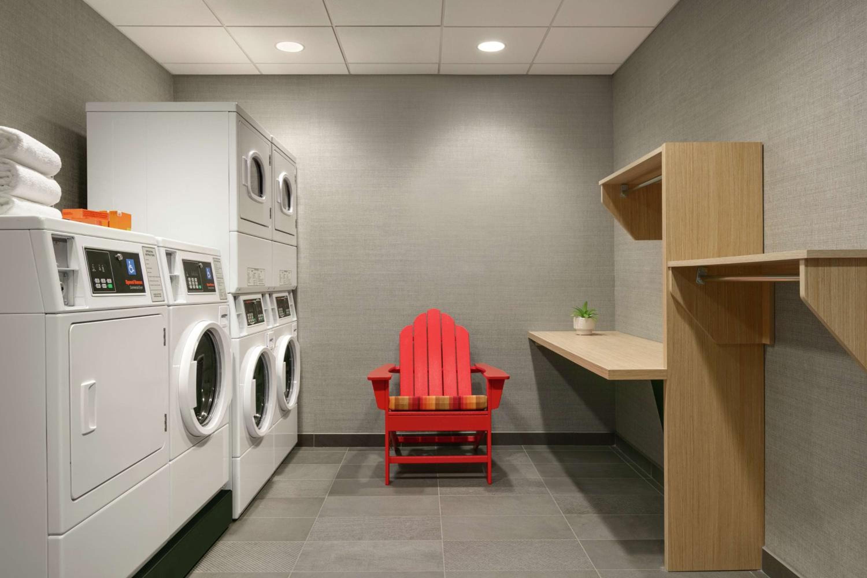 Home2 Suites By Hilton Easton