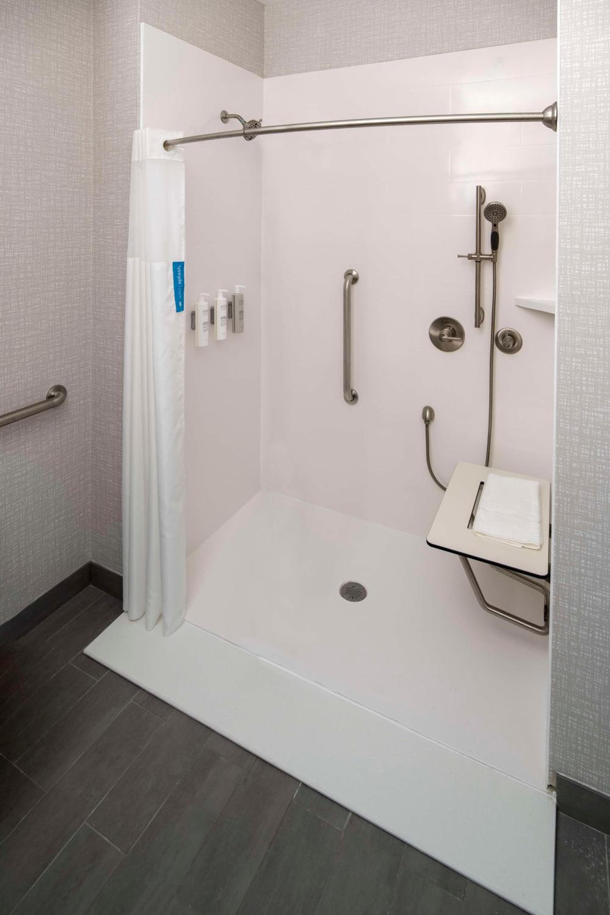 Hampton Inn & Suites Huntington Downtown, Ny