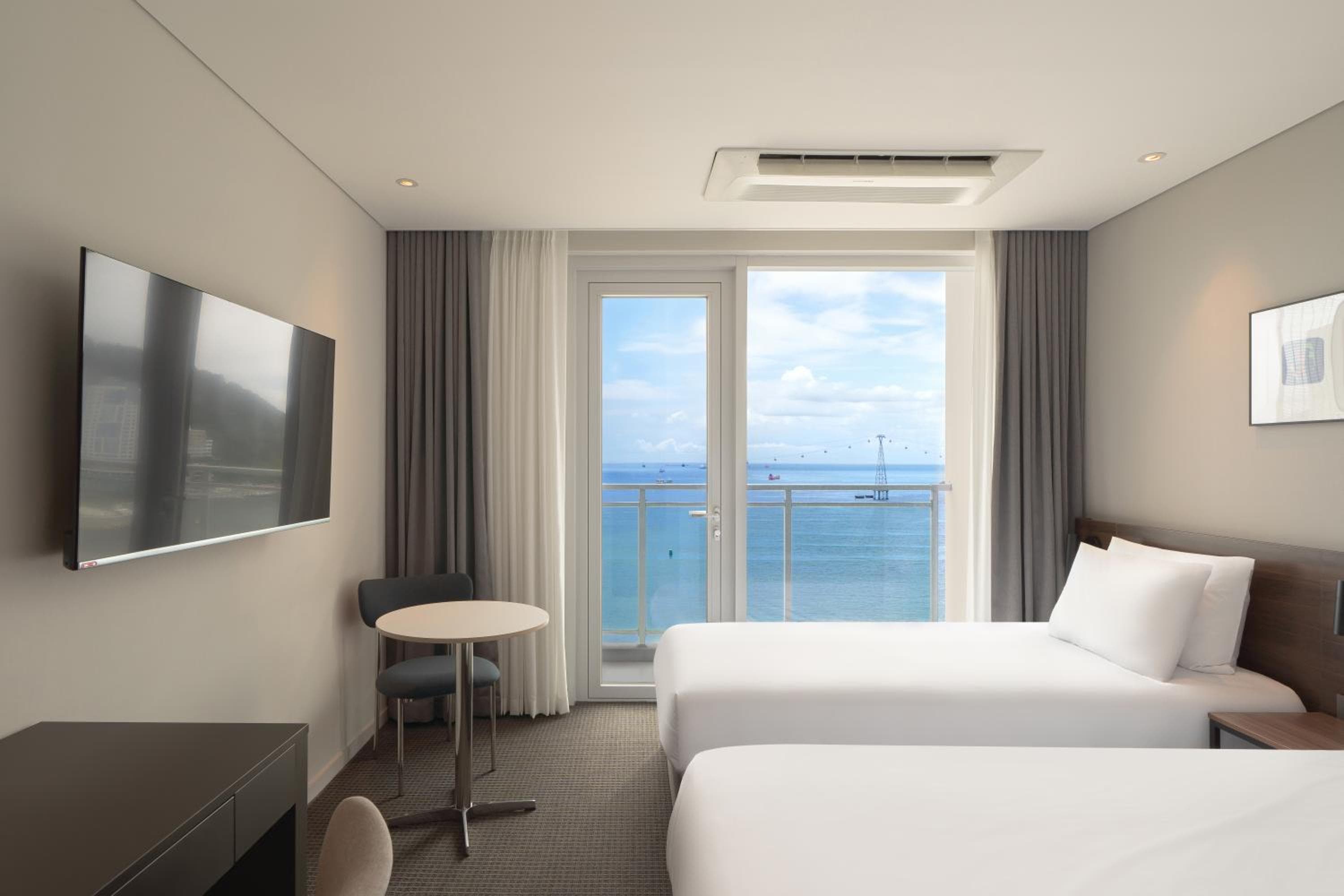 Urbanstay Busan songdo Beach