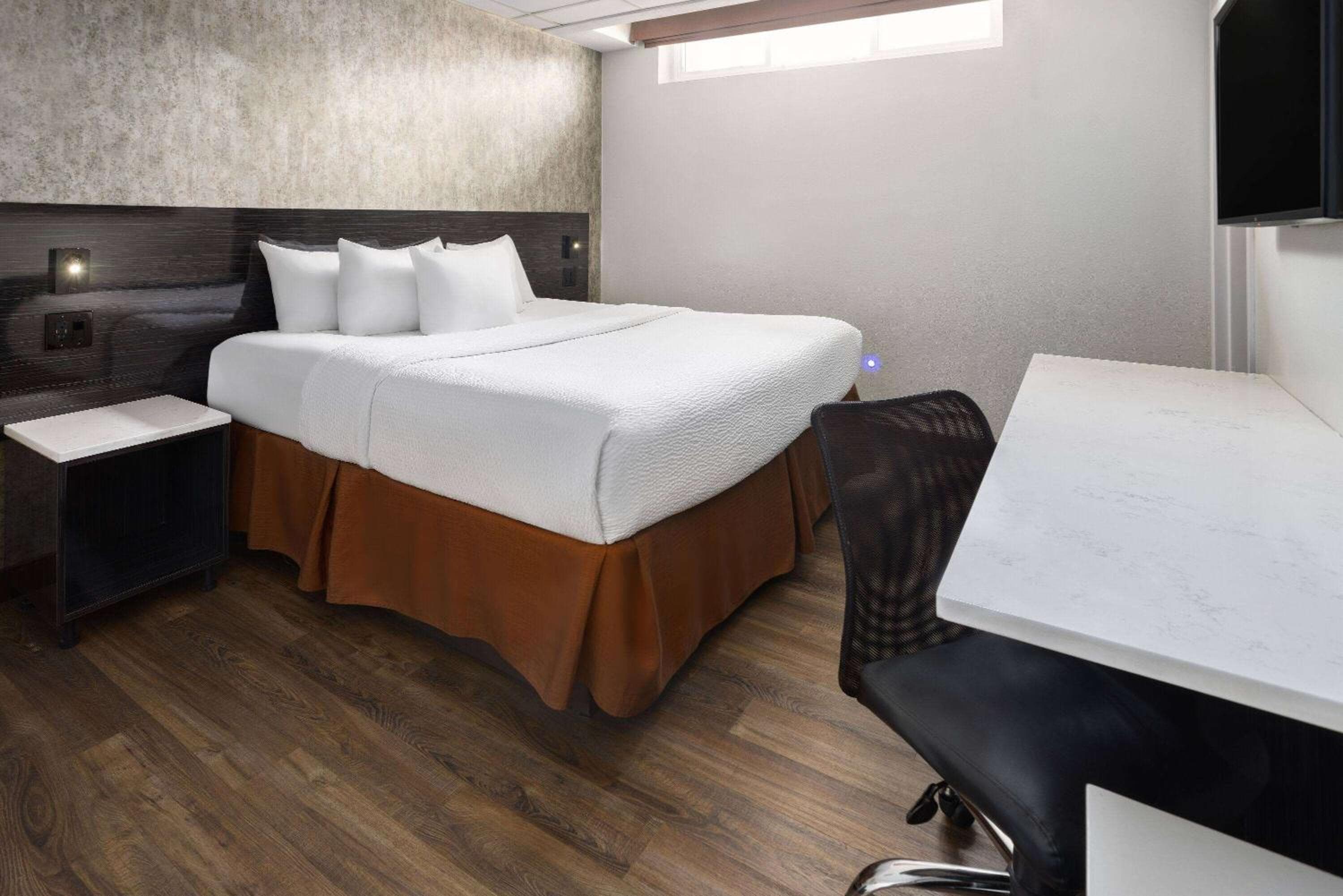 Ramada by Wyndham Bronx