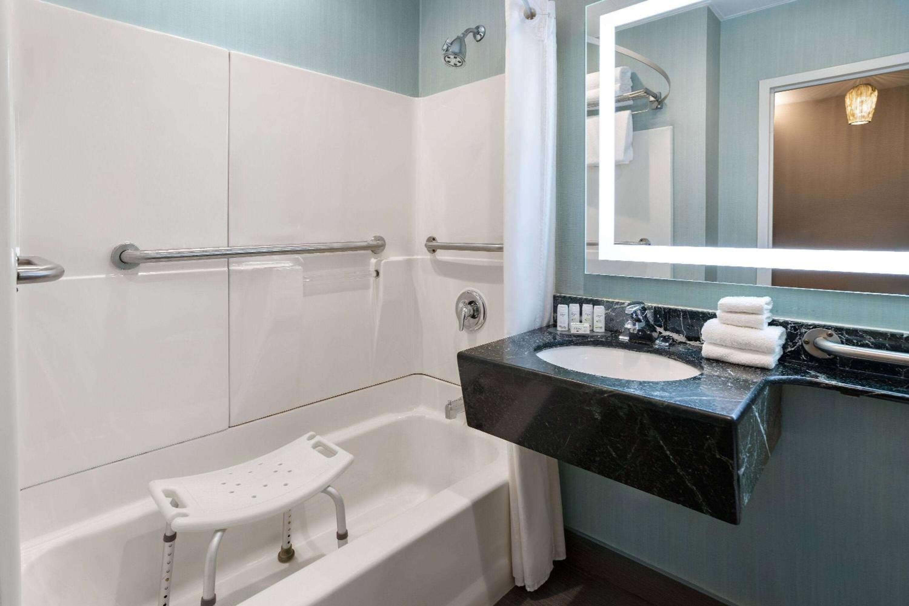 Ramada by Wyndham Bronx