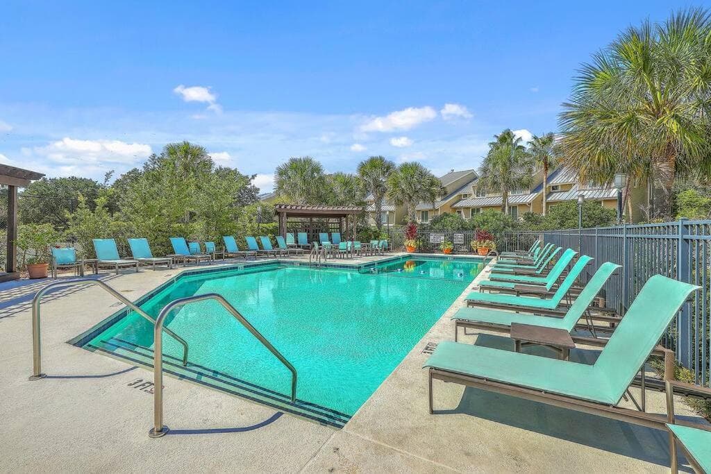 New Listing! Linkside Court 21 - Tennis/Pickleball