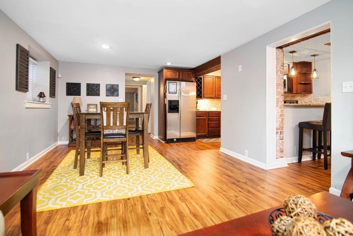 City Living In the Heart of 4th Ward~1BD 1BA