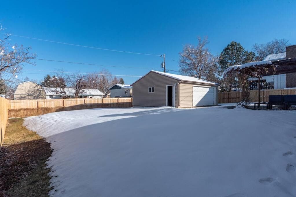 Downtown Denver: 4bd - Game/Movie Room - Backyard