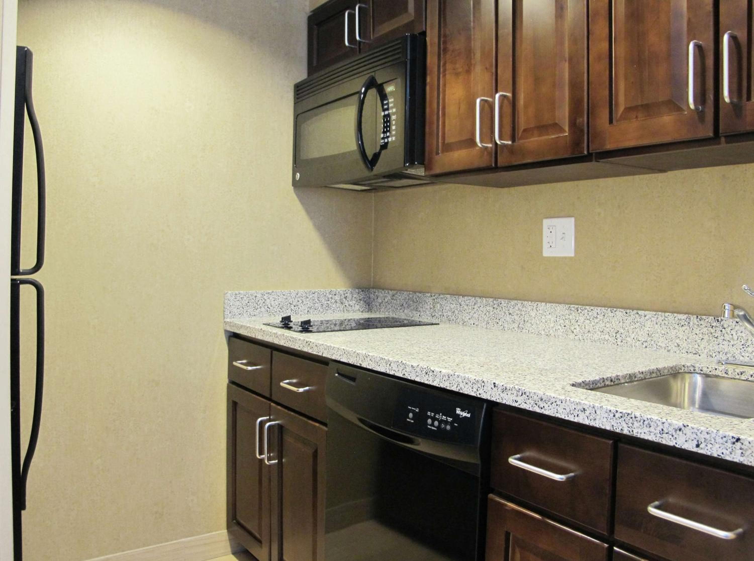Homewood Suites by Hilton Coralville - Iowa River Landing