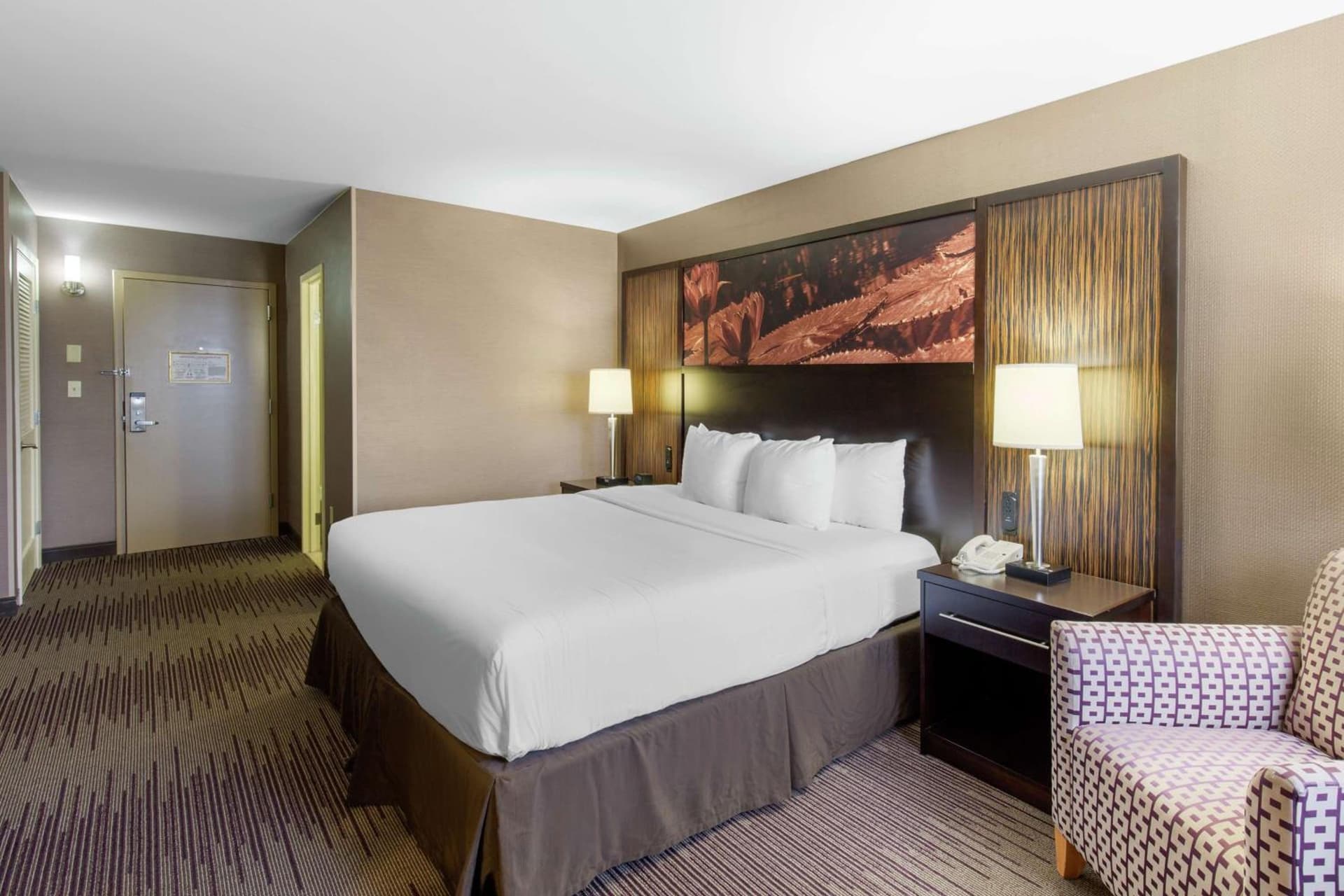 DoubleTree by Hilton Downtown Wilmington - Legal District