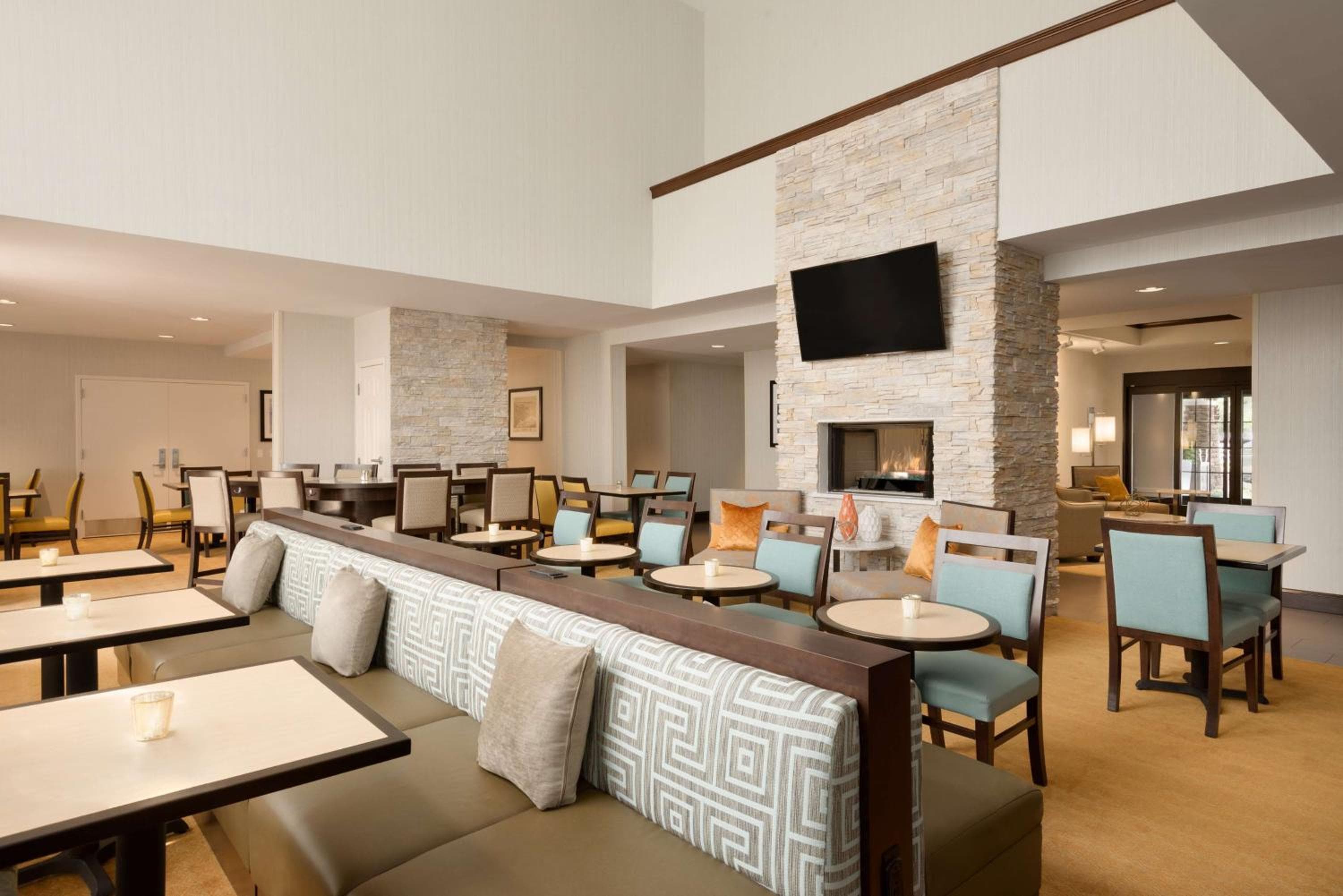 Homewood Suites Jacksonville Deerwood Park
