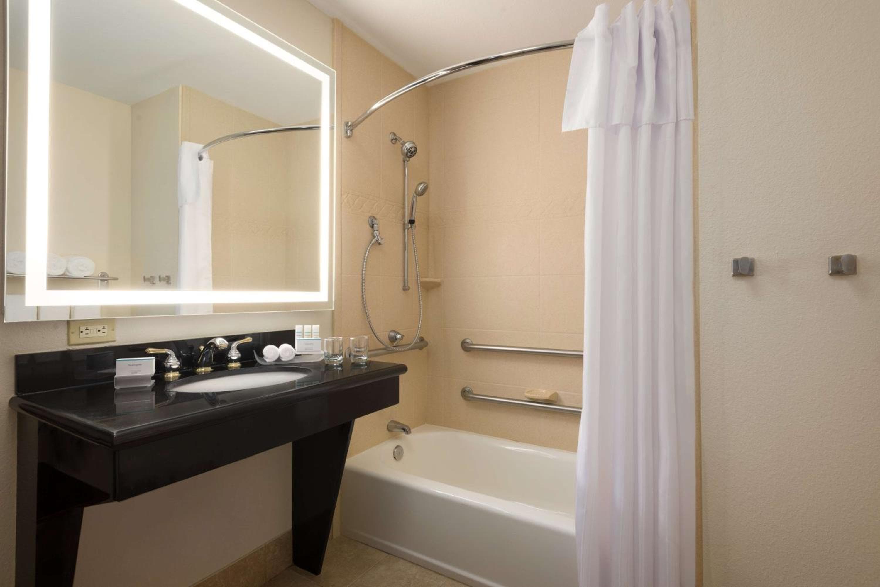 Homewood Suites Jacksonville Deerwood Park