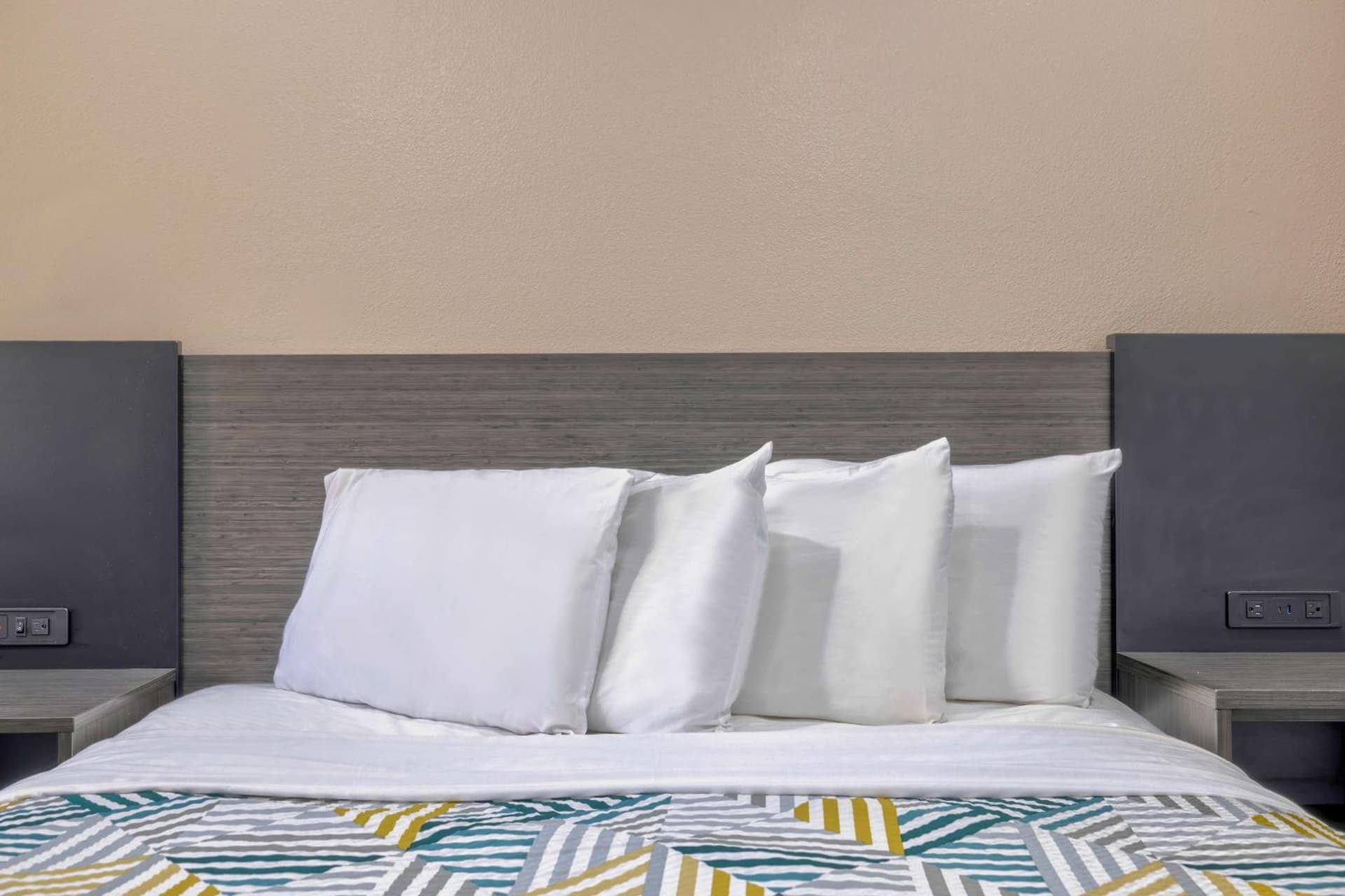 Motel 6 South Gate CA