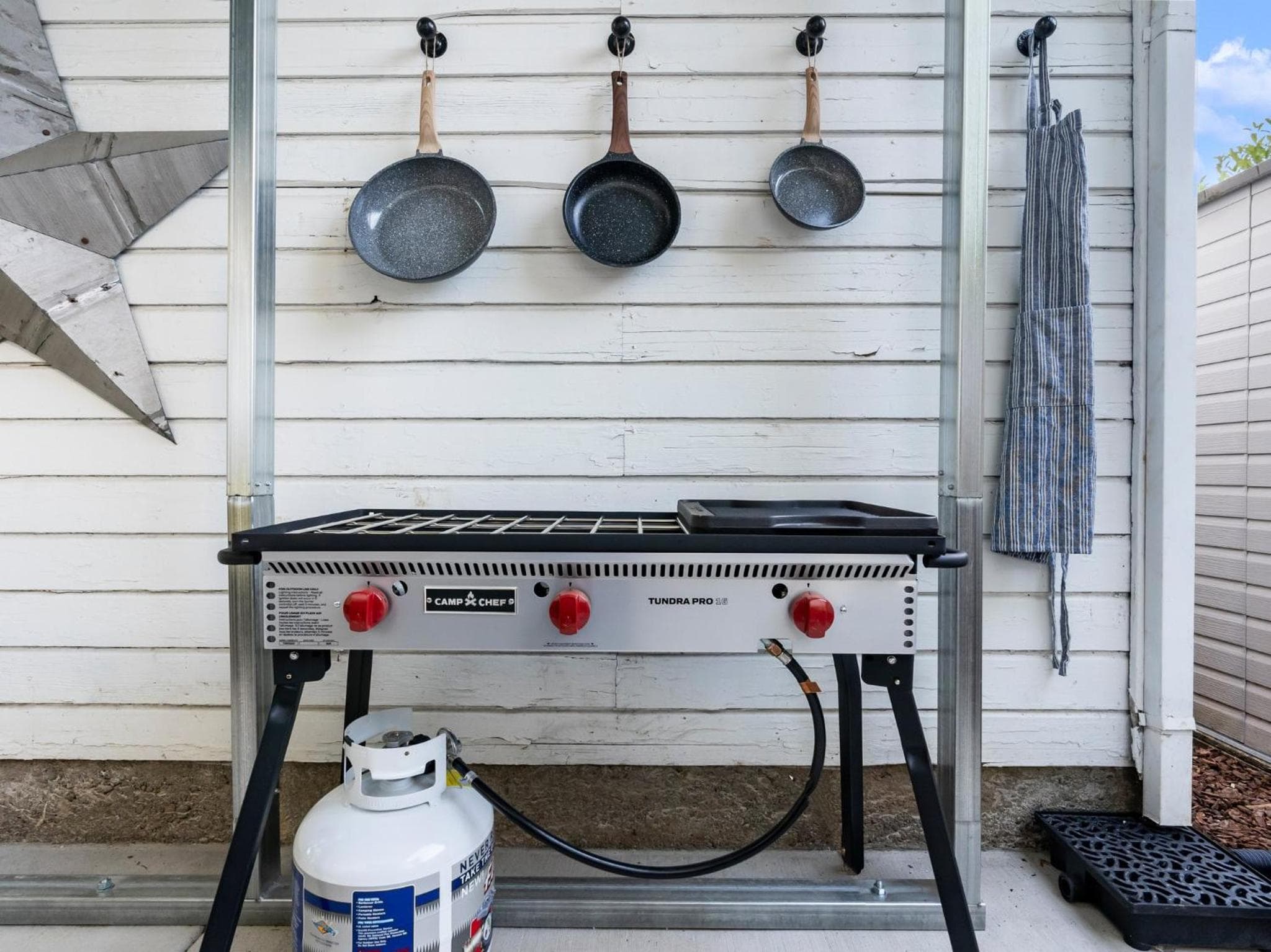 Our Sweet Retreat:1910 Restored Vintage Farmhouse