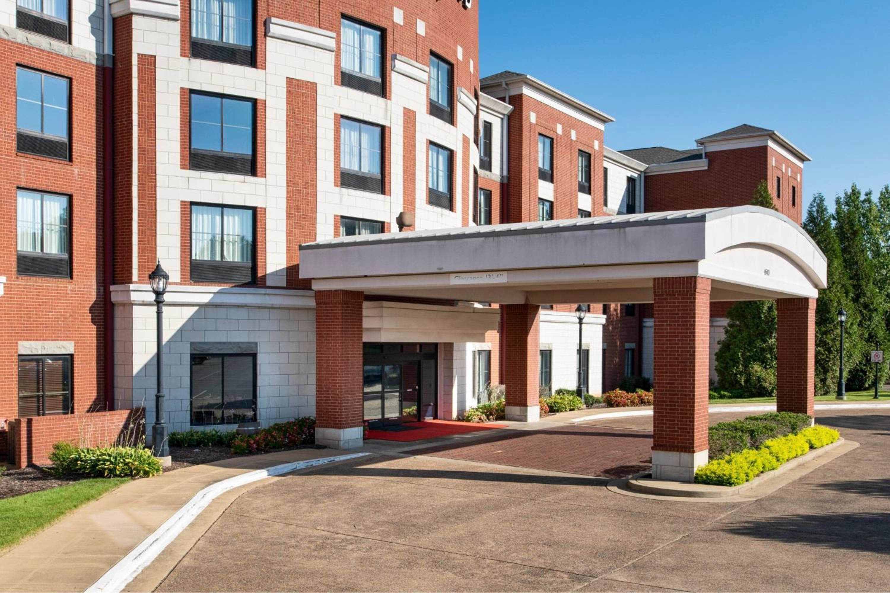 Courtyard by Marriott Memphis Collierville