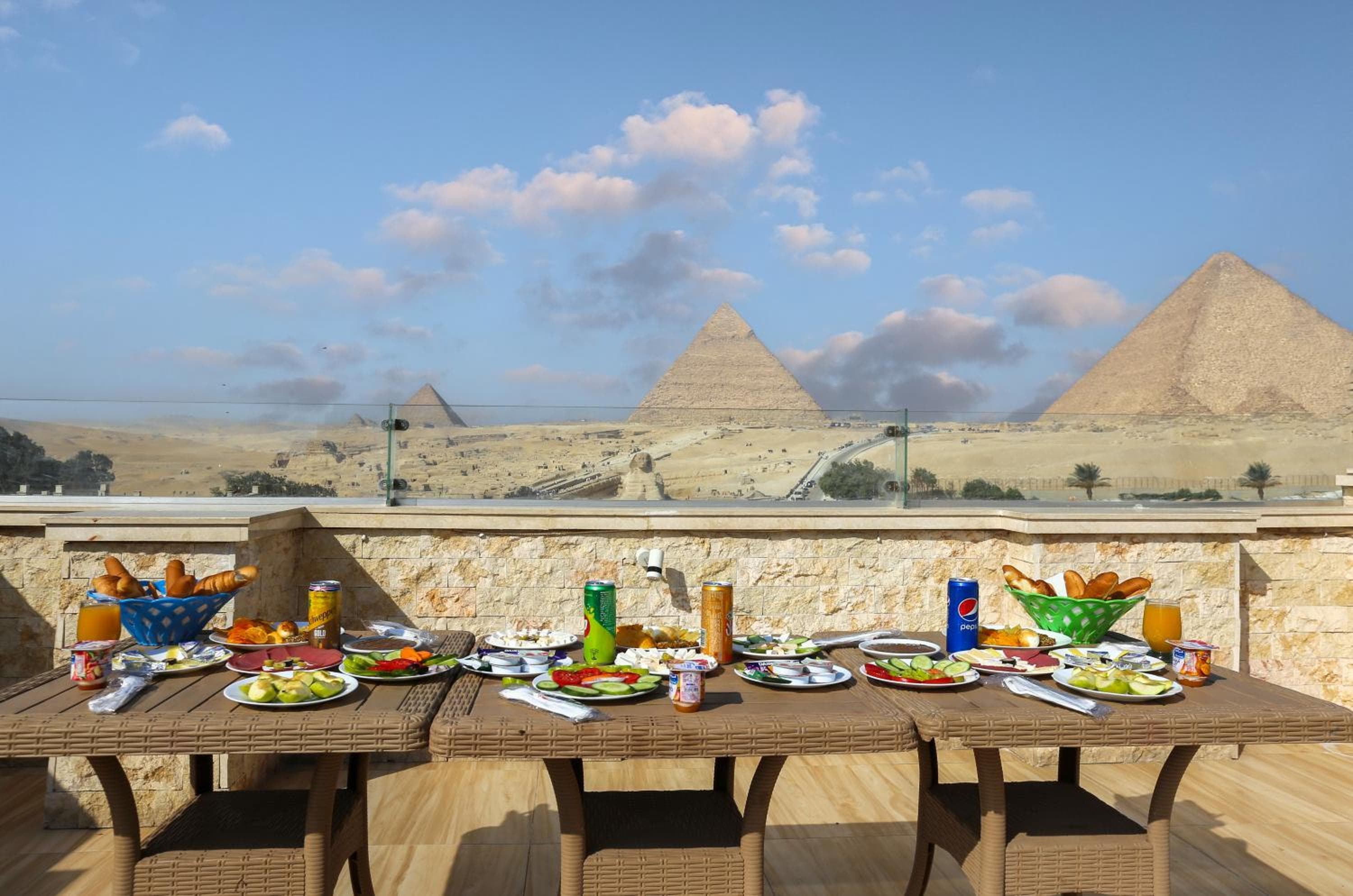 NEMES Pyramids View INN