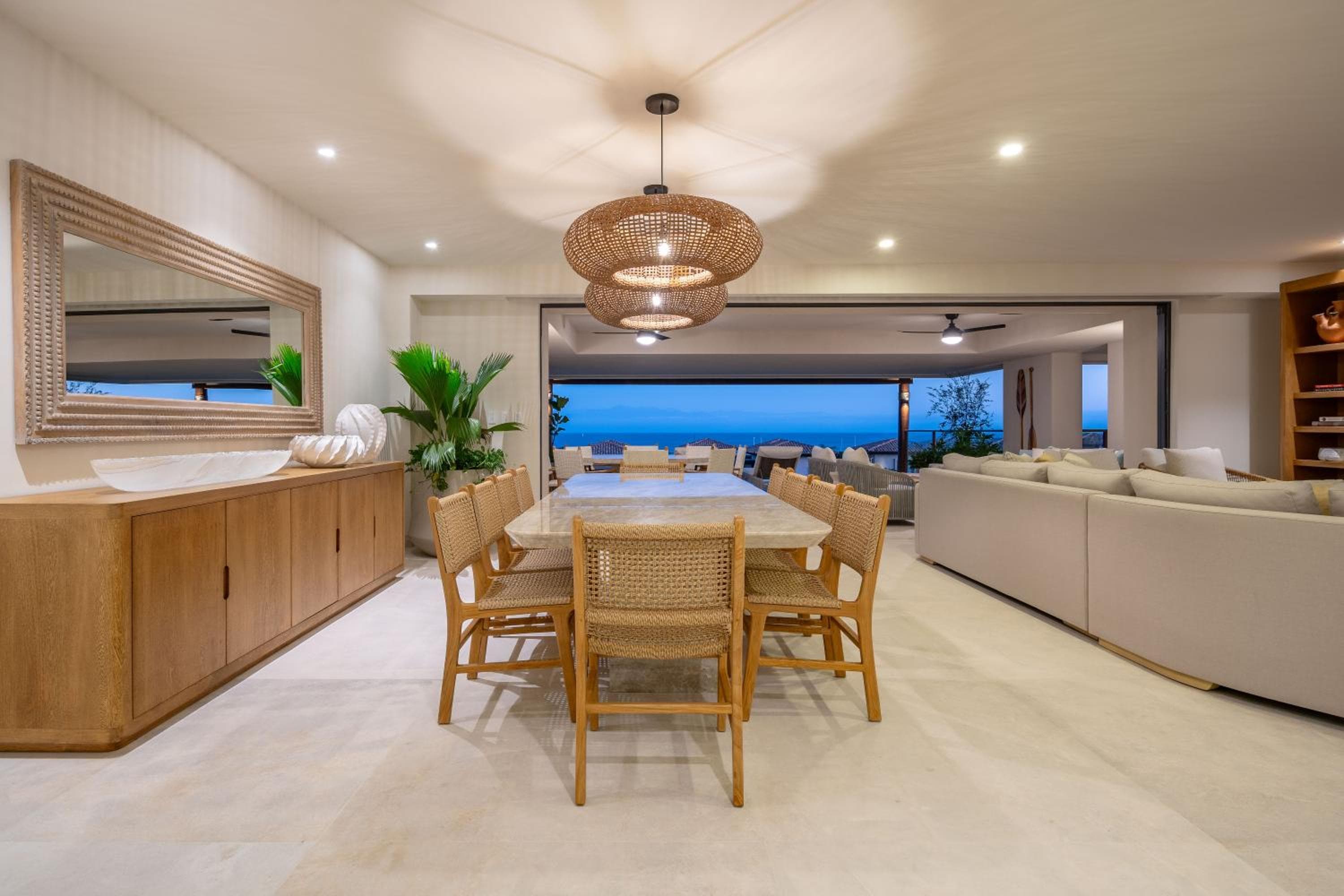 Condo Amari Exclusive Oceanview Luxury