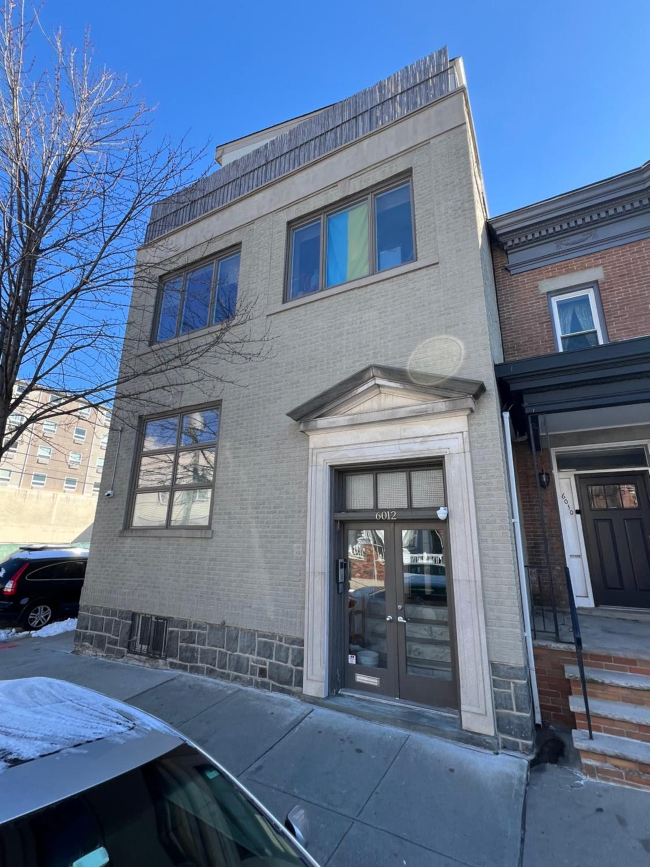 Modern loft style 2bed 2bath minutes to Times Square