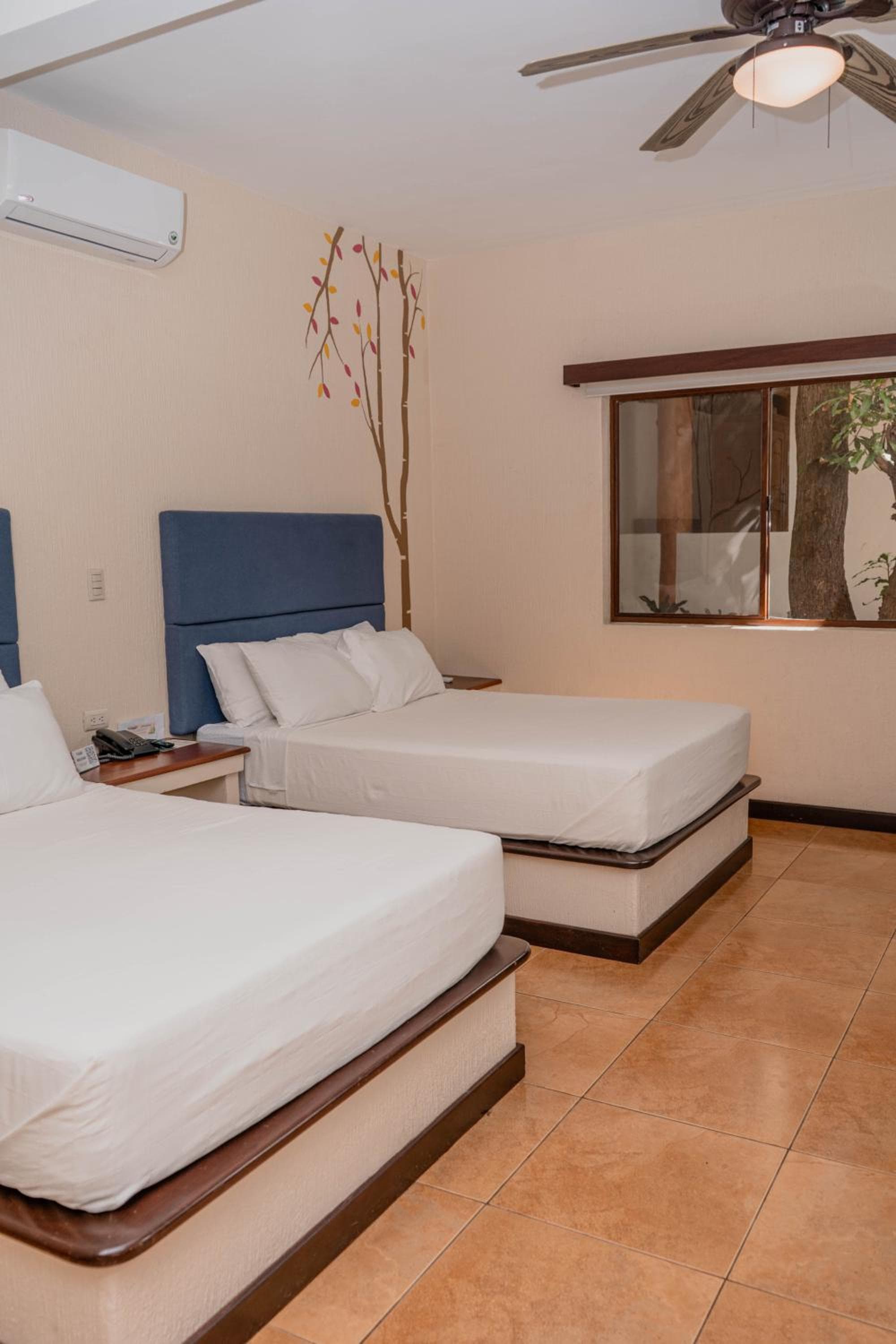 Boca Olas Resort Villas