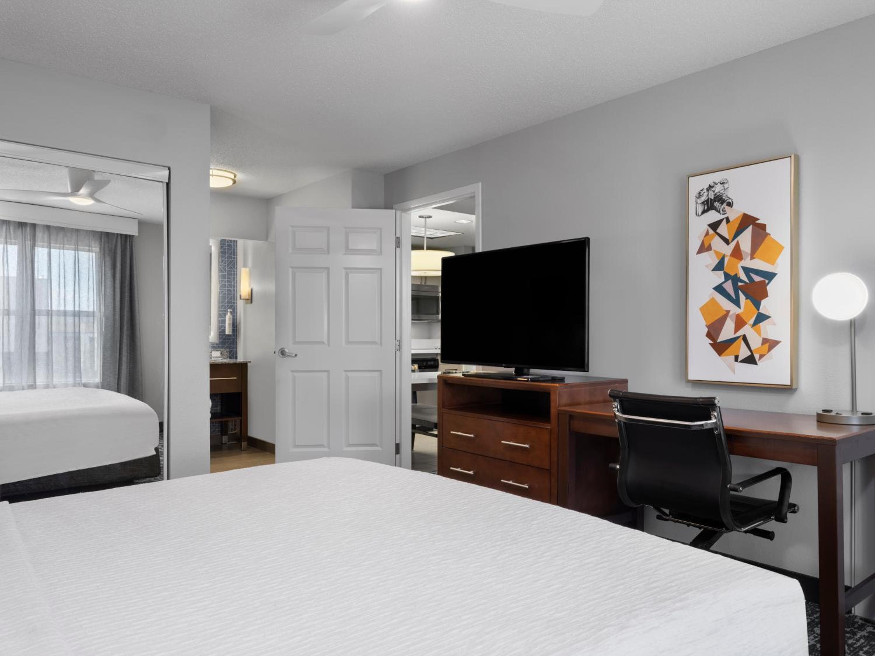 Homewood Suites Columbus - Airport