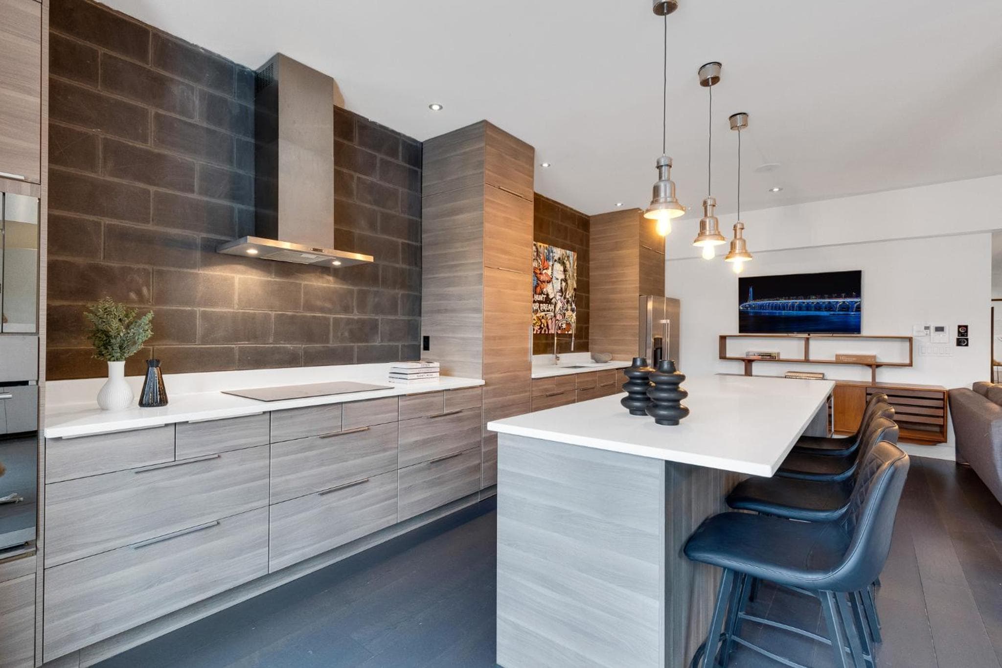 LiV MTL Plato Grand Luxe Penthouse Near Downtown Montreal
