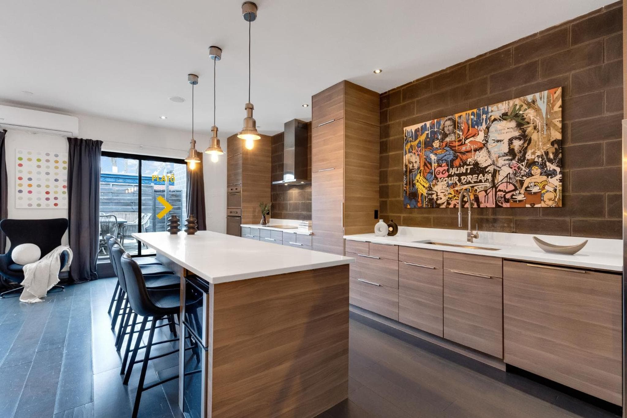 LiV MTL Plato Grand Luxe Penthouse Near Downtown Montreal