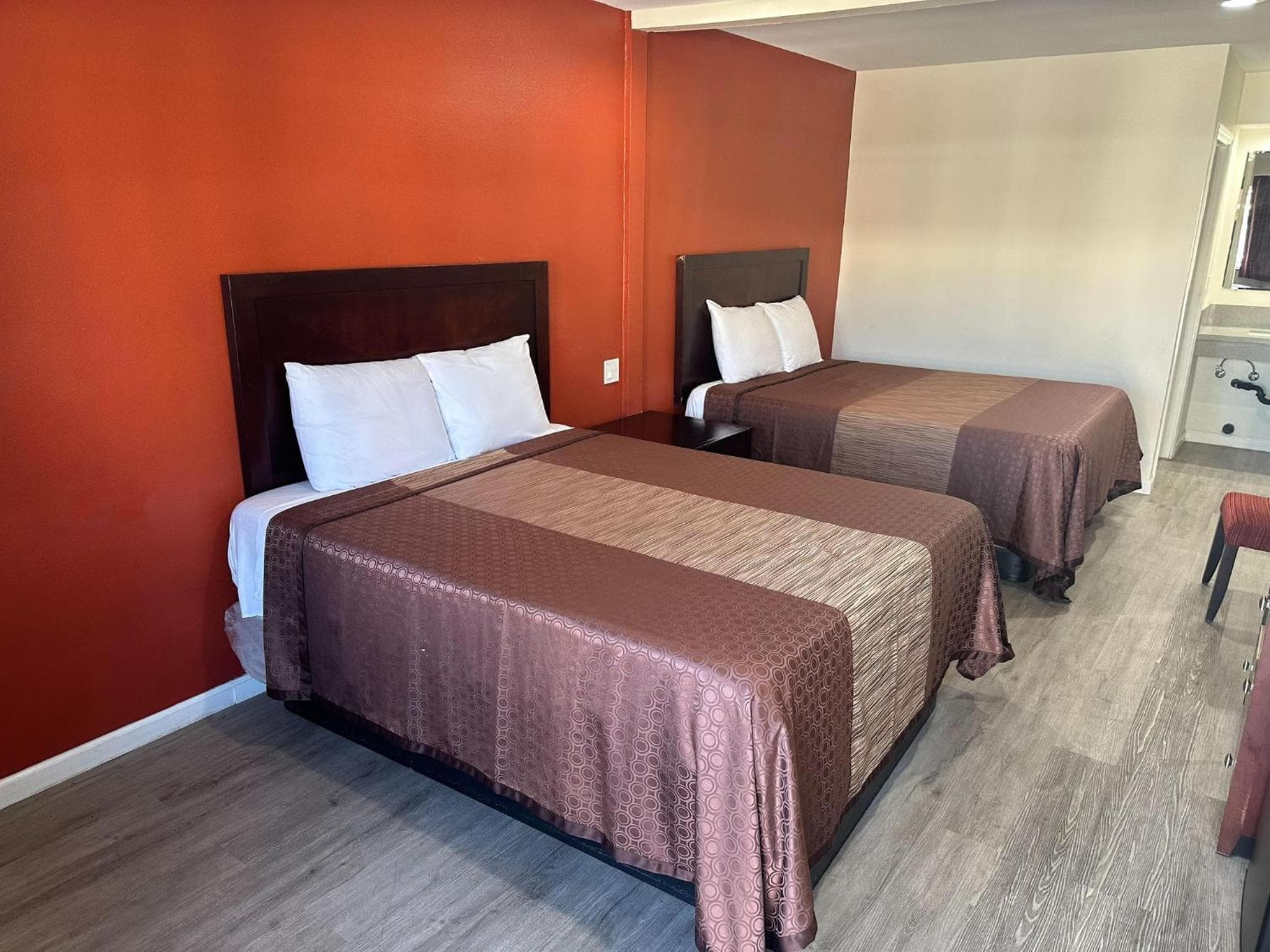 Bell Manor Motel
