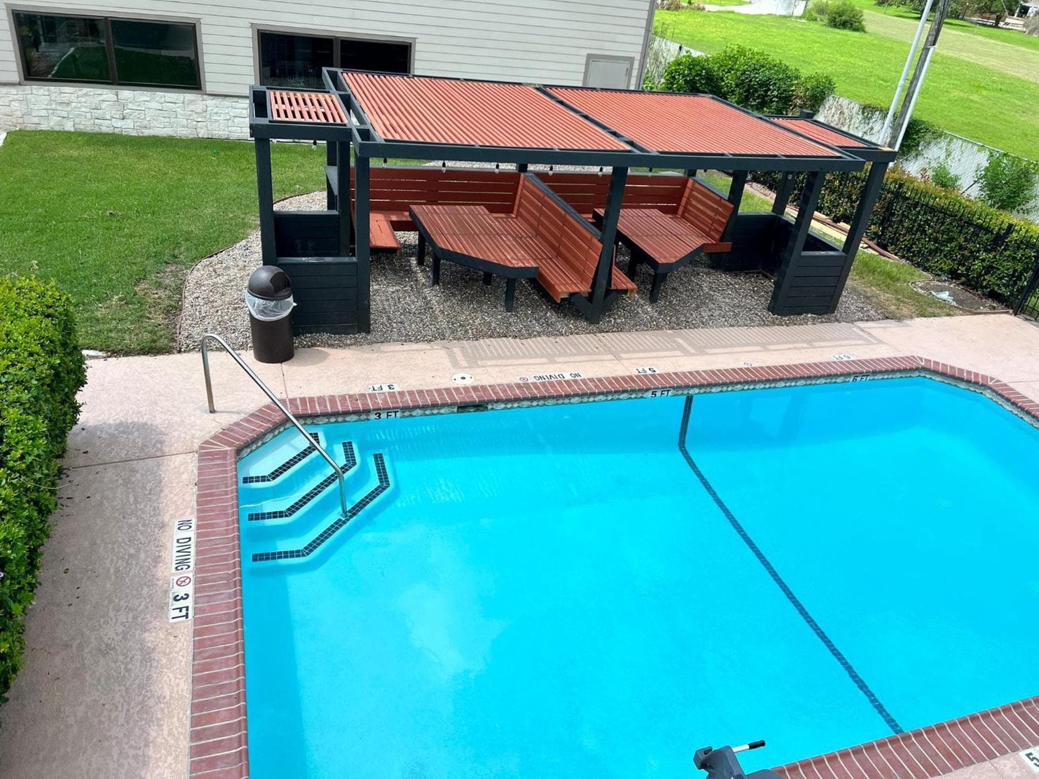 Quality Inn & Suites Victoria South