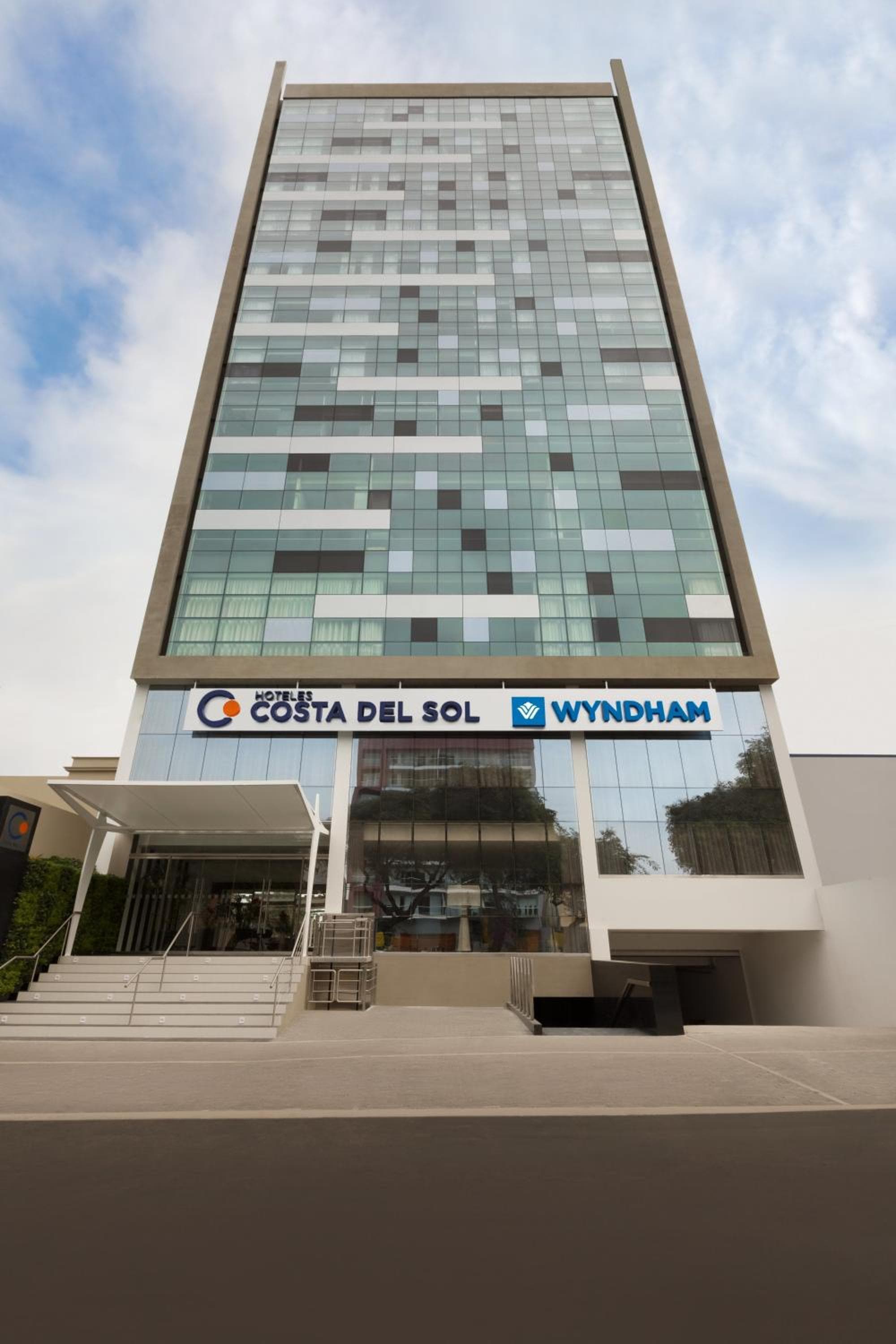 Wyndham Costa del Sol Lima City