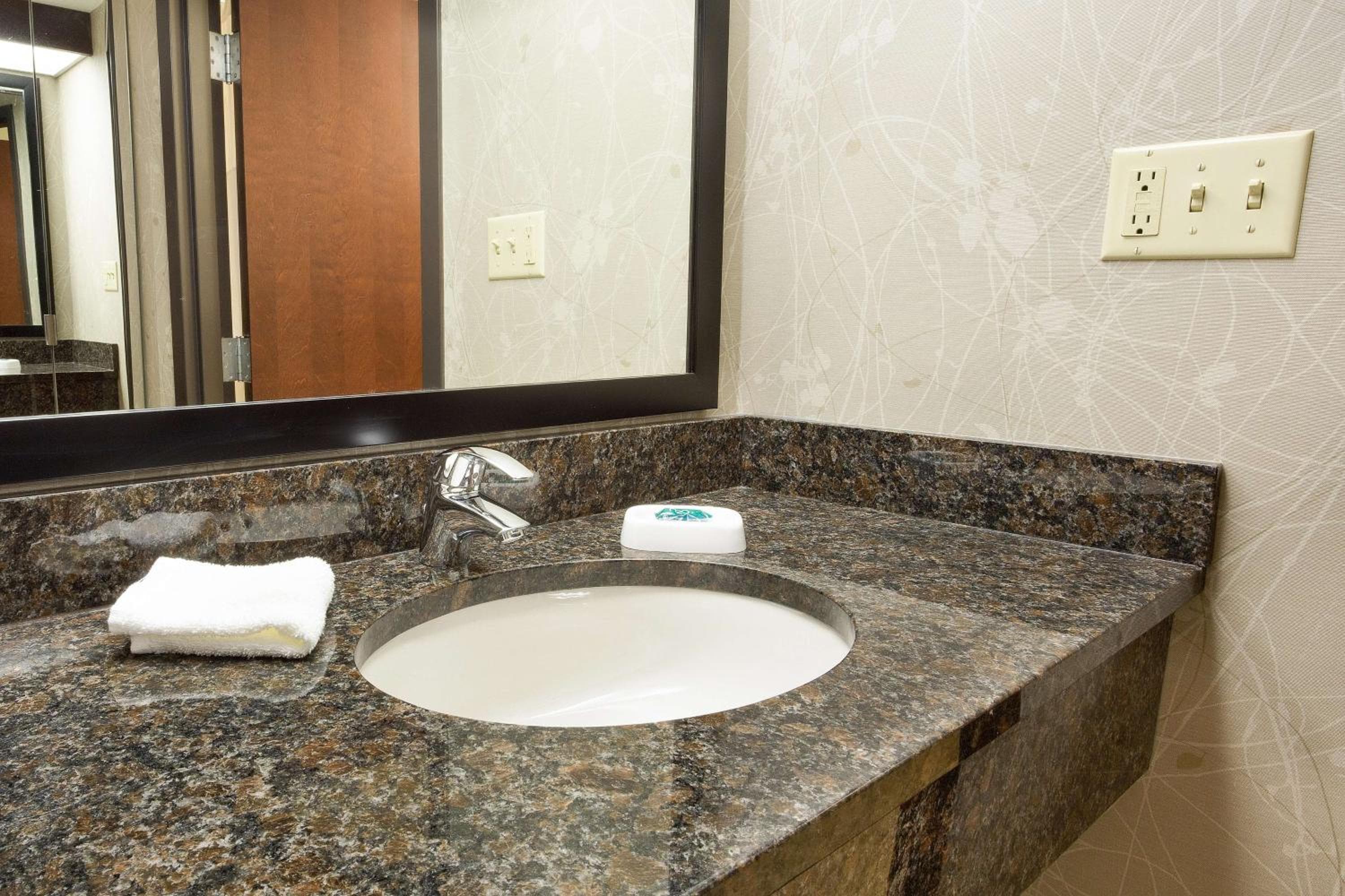 Drury Inn & Suites Greensboro