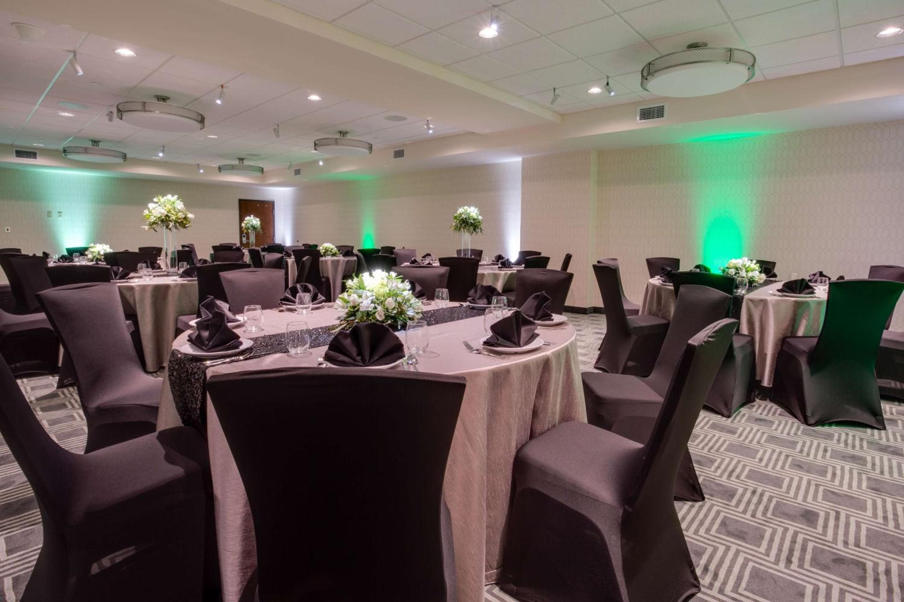 Drury Plaza Hotel Pittsburgh Downtown