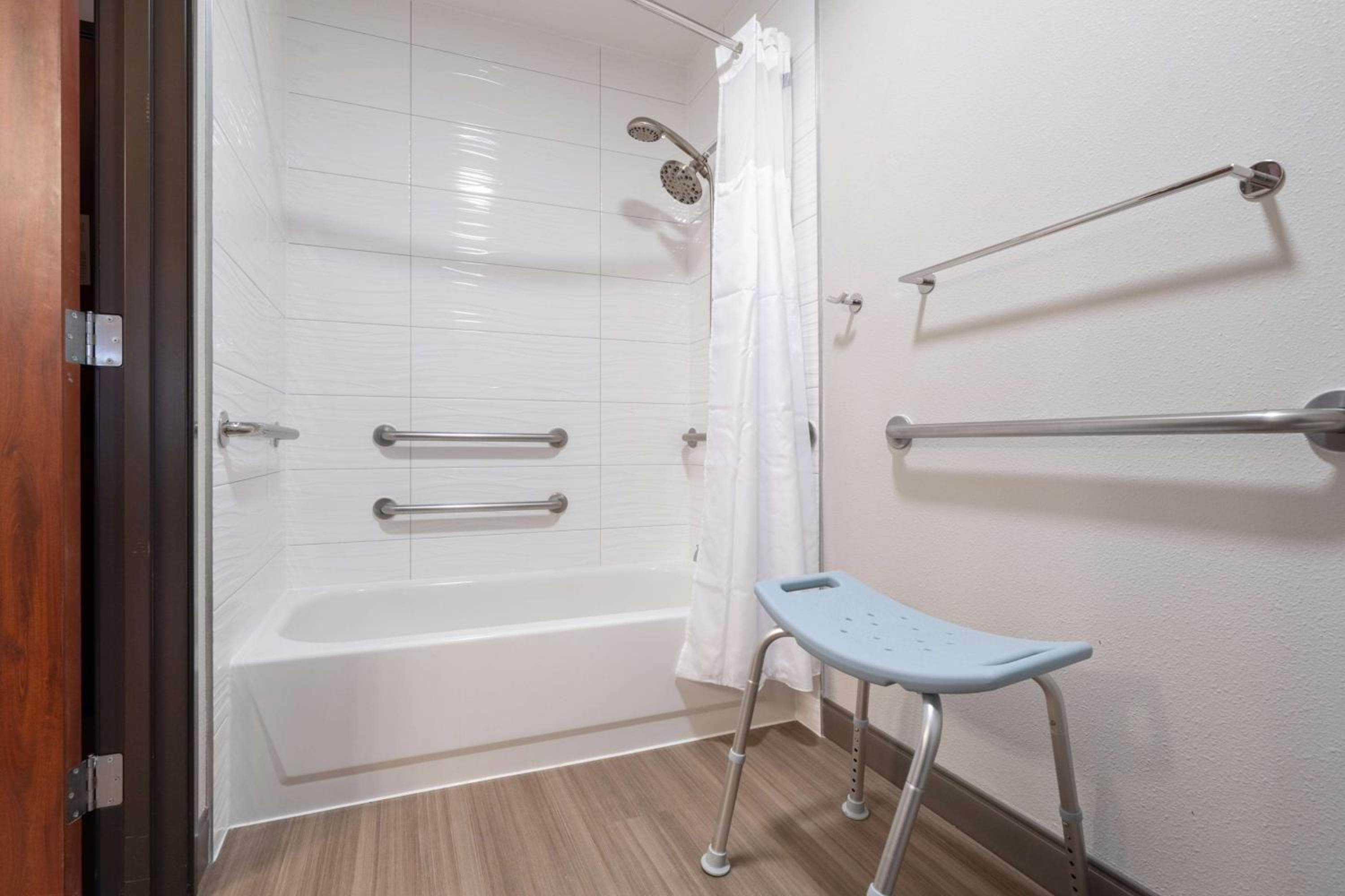 Best Western Lake Oswego Hotel & Suites