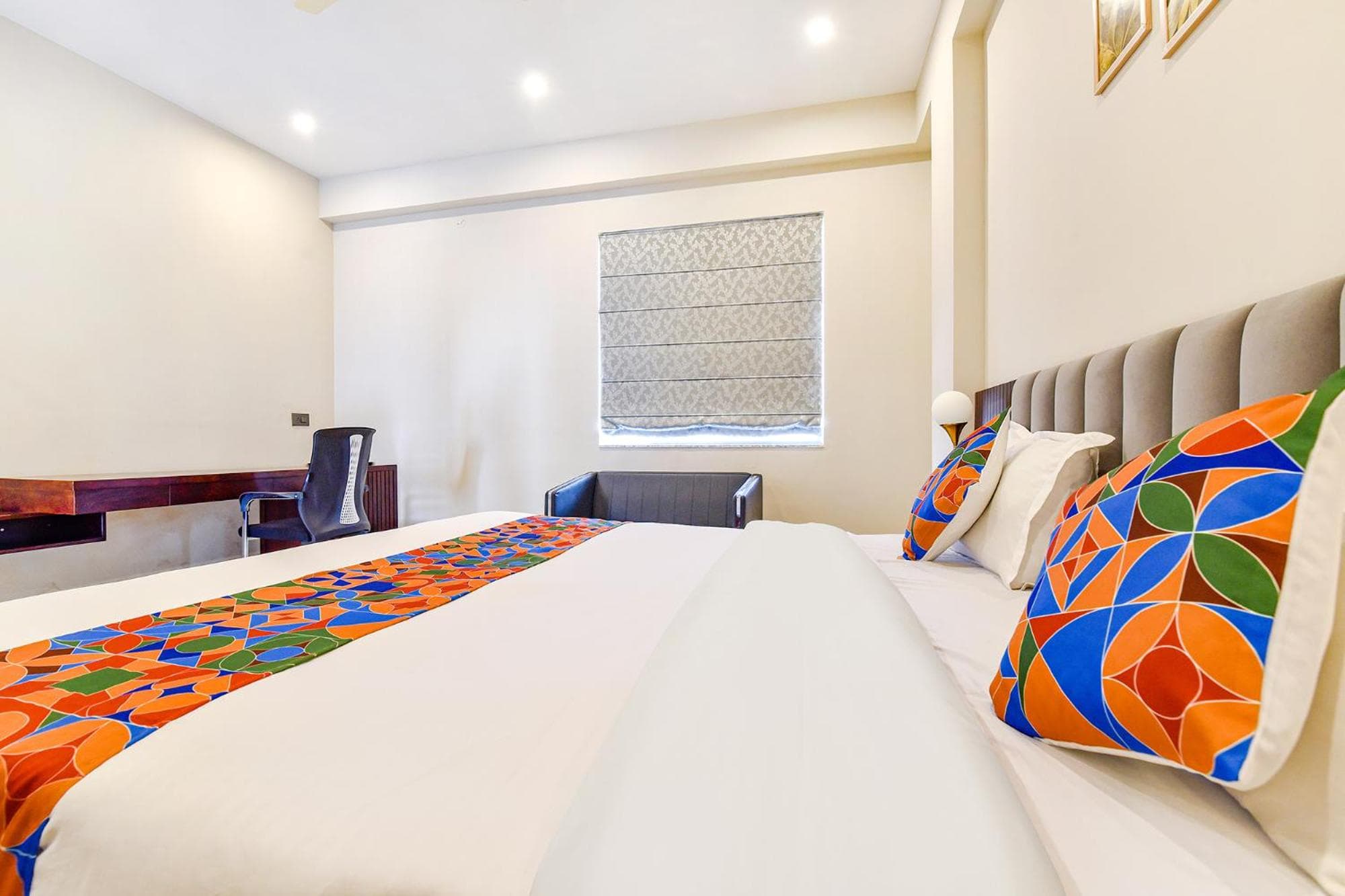 FabHotel Pravaasam Residency
