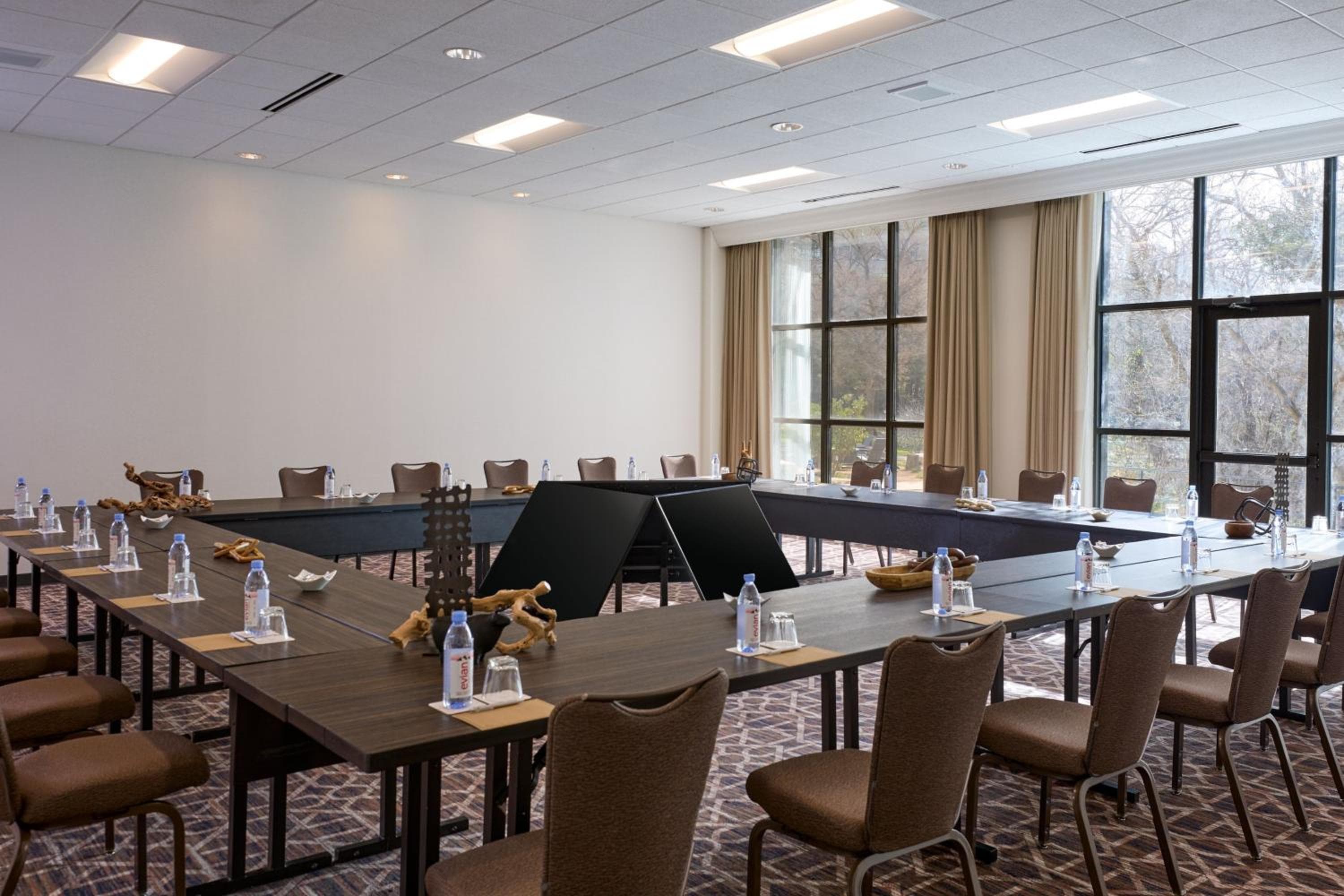 Renaissance Austin Arboretum Domain Hotel
