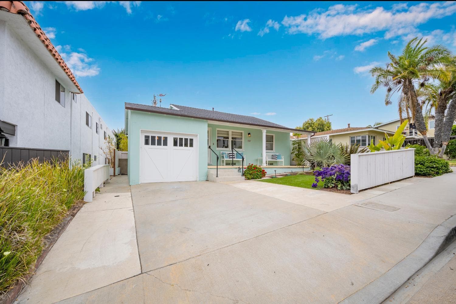 San Clemente Bungalow with jacuzzi Close to the Beach