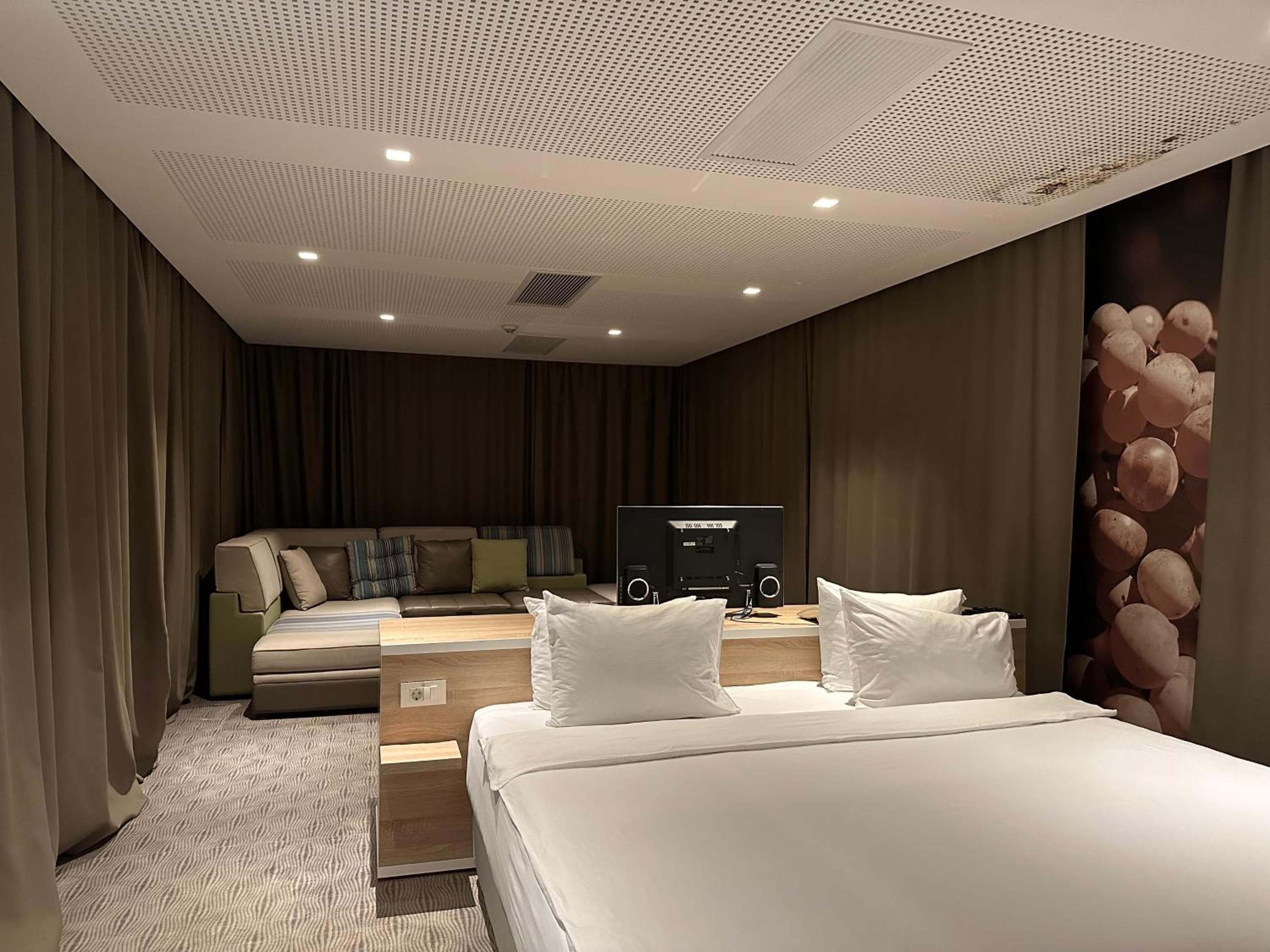 Hotel Nar