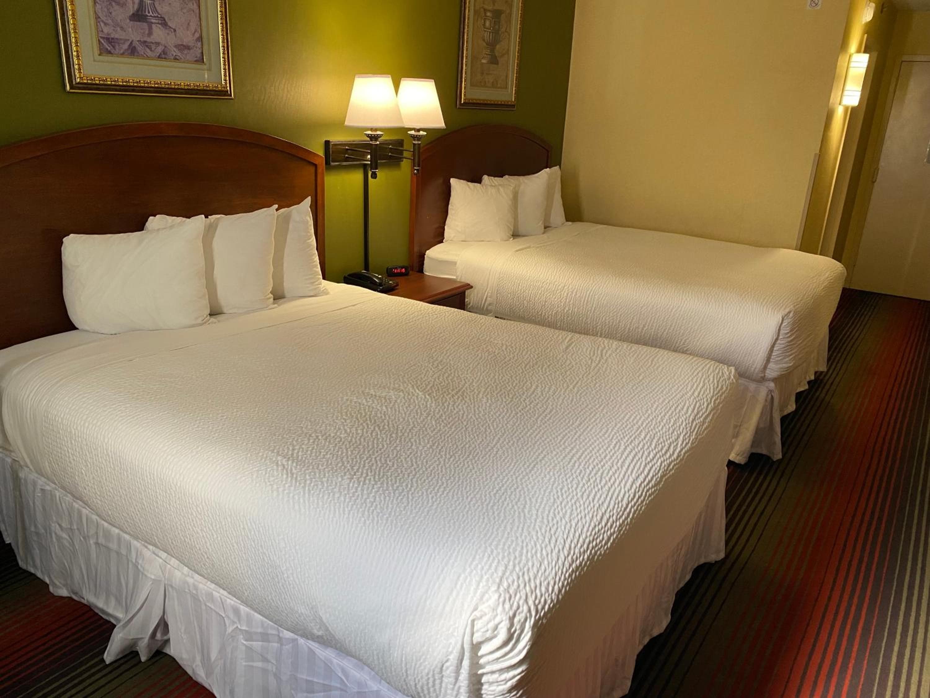 Ramada by Wyndham Rochelle Park Near Paramus
