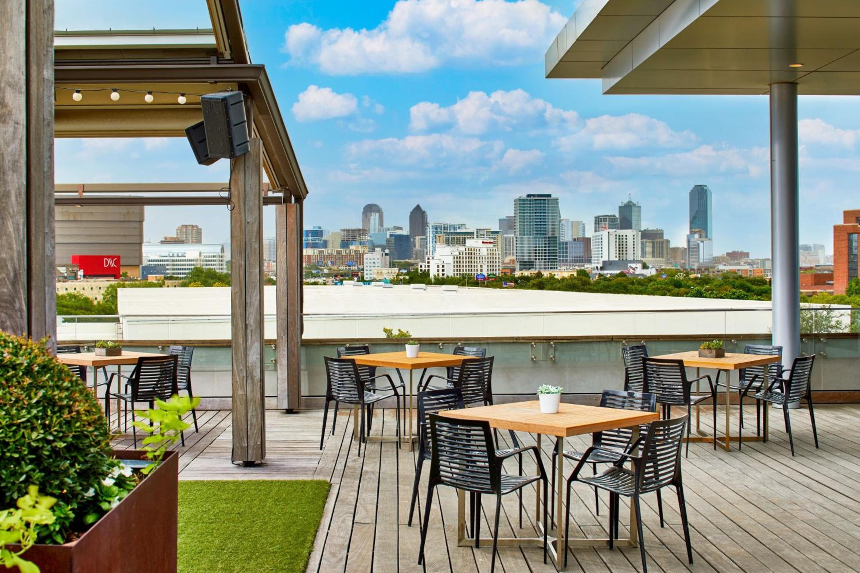 Renaissance Dallas Hotel