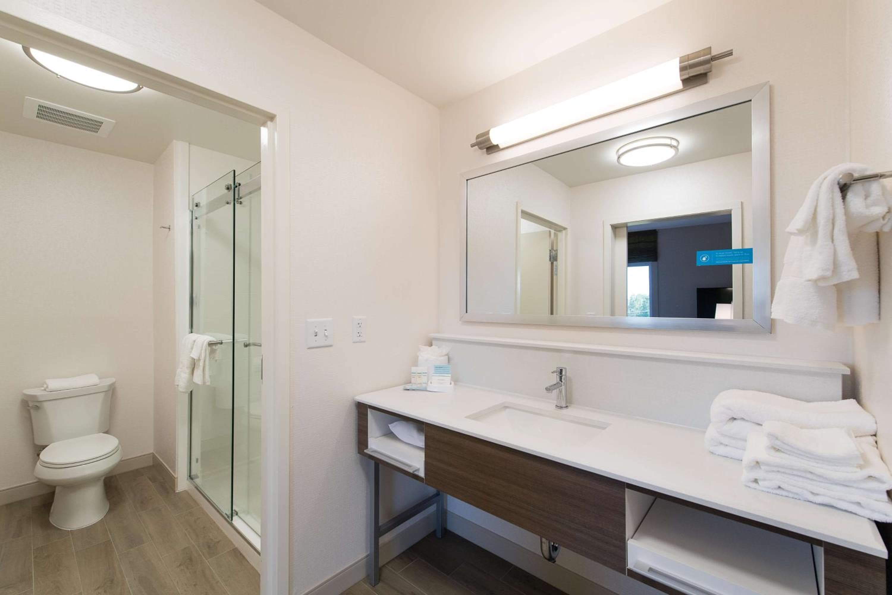 Hampton Inn and Suites Fayetteville, NC