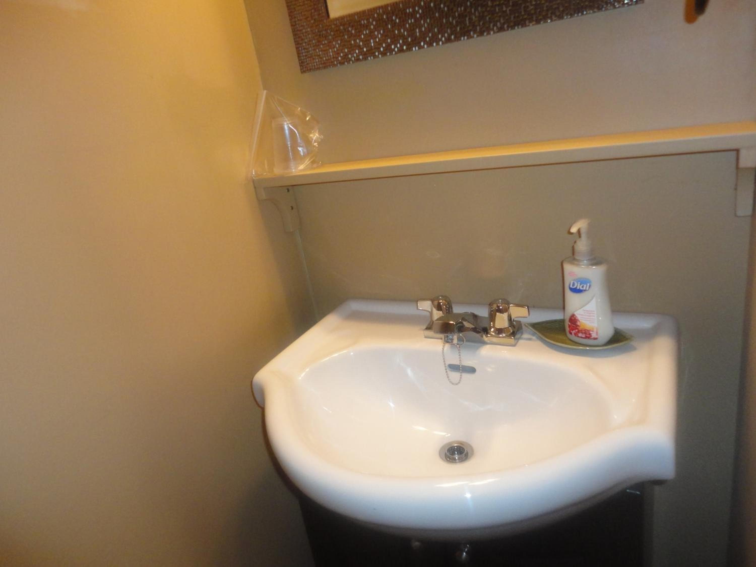 Vintage Merlot Bed and Breakfast