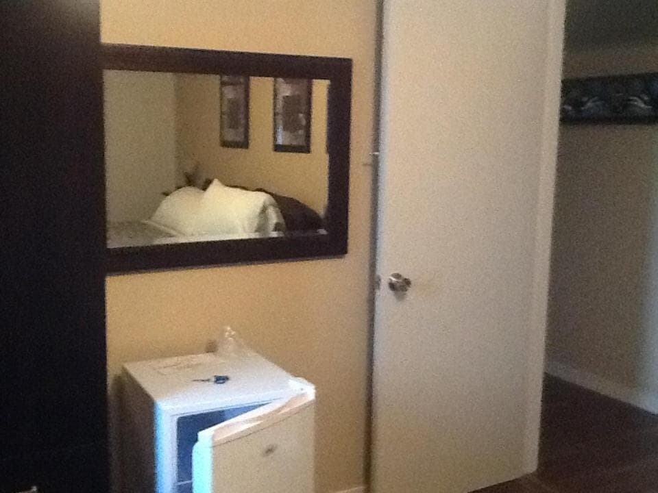 Vintage Merlot Bed and Breakfast