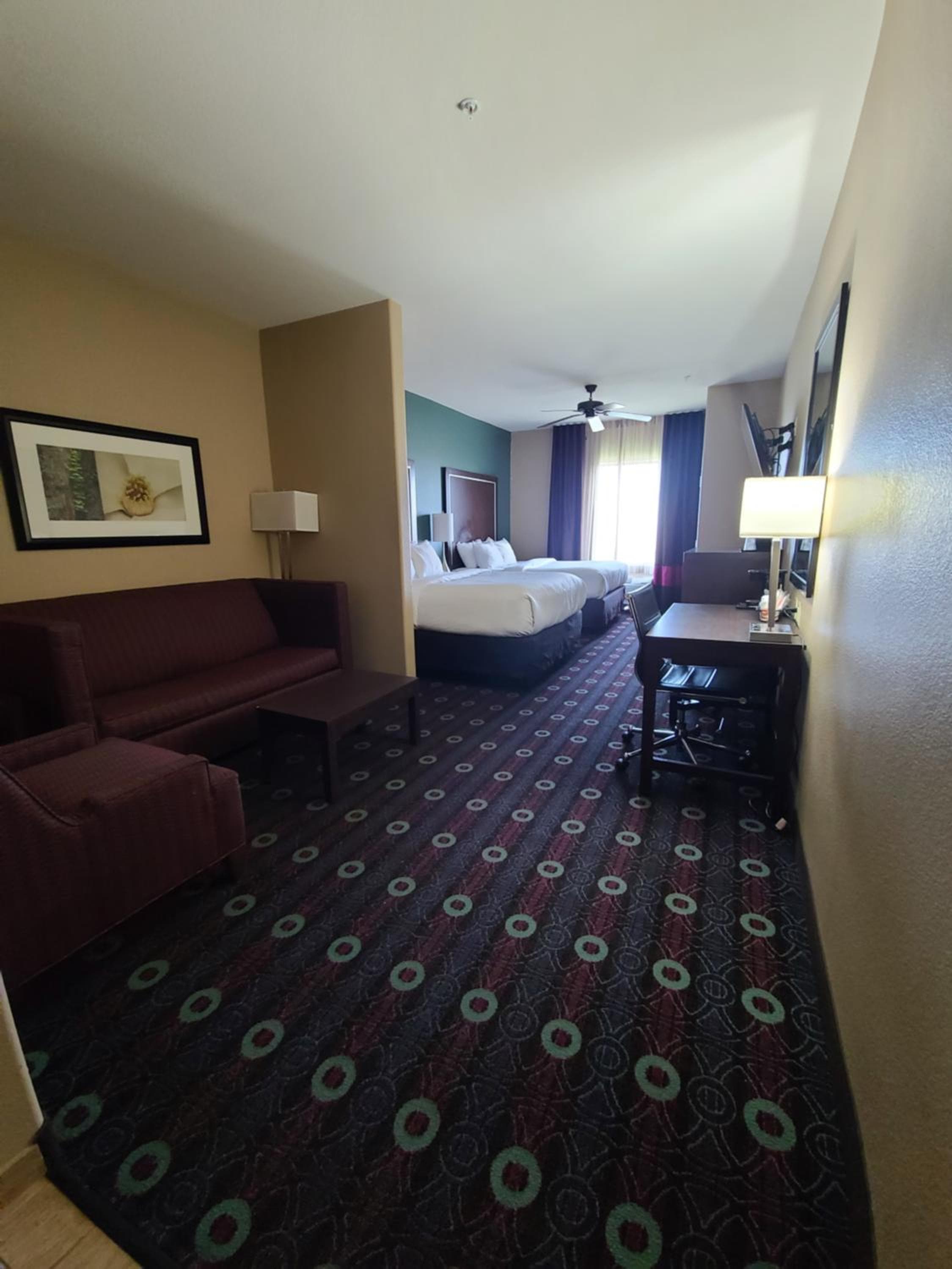 Comfort Inn & Suites San Marcos near Outlet Mall