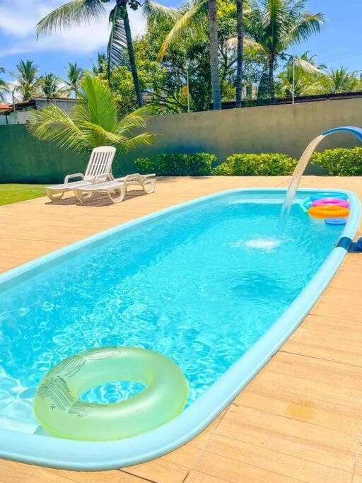 Casa com 5 quartos e vista para o mar a 170m da praia