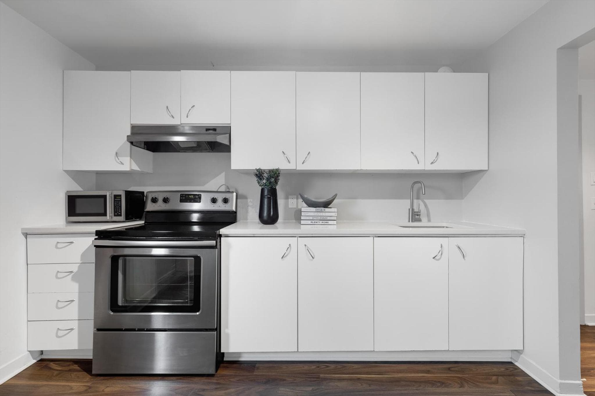 LiV MTL Soho Spacious Rooftop Suites for Groups Near Downtown Montreal