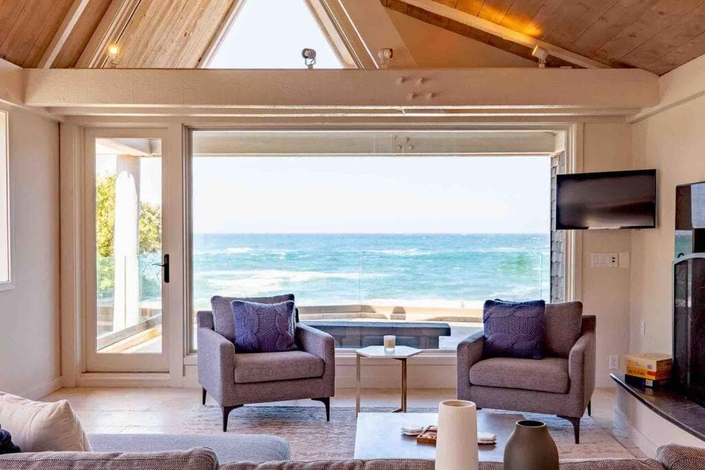 Walk to the Beach from this Ocean Front Home