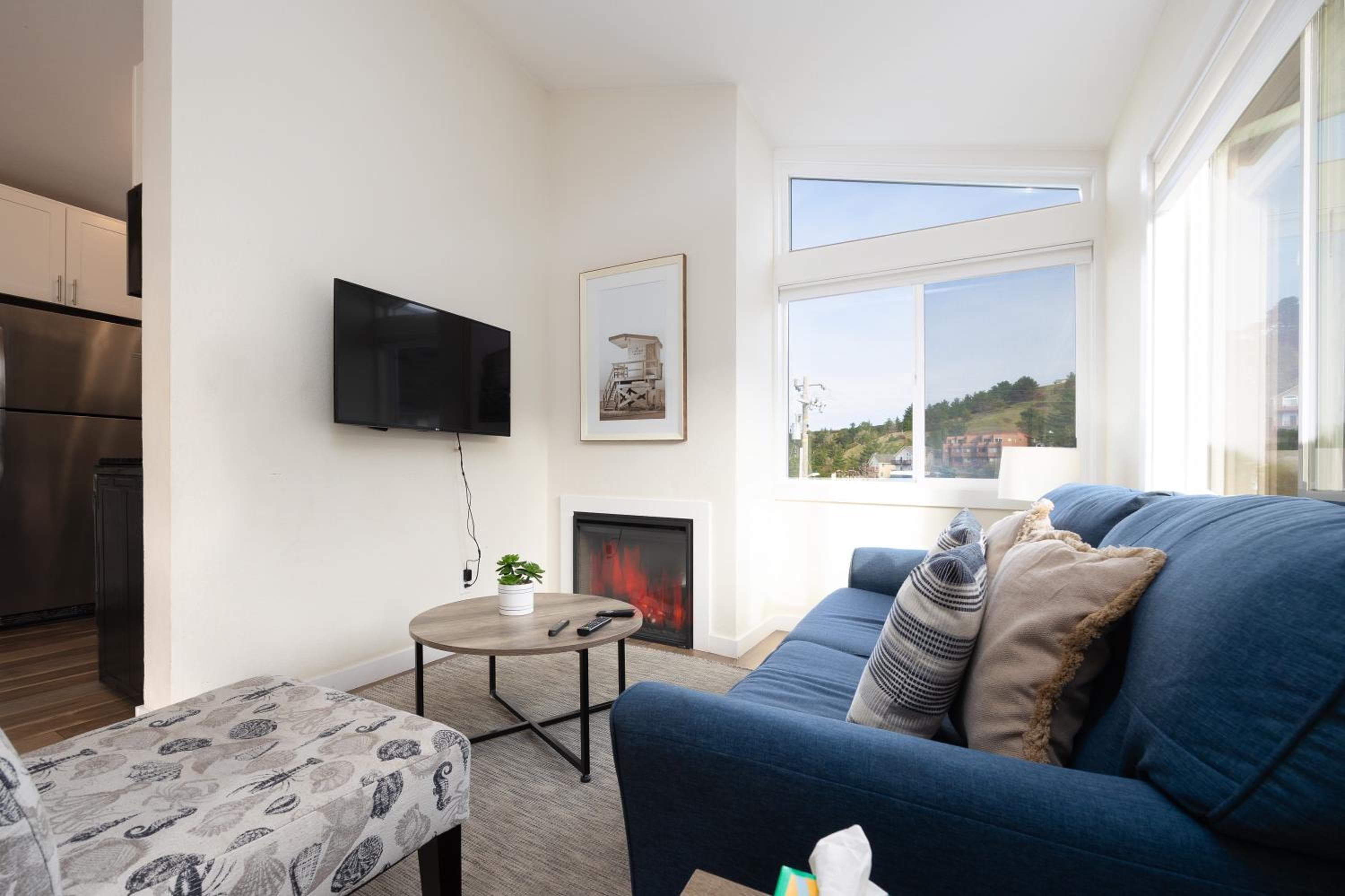 Bright Pacifica Townhouse