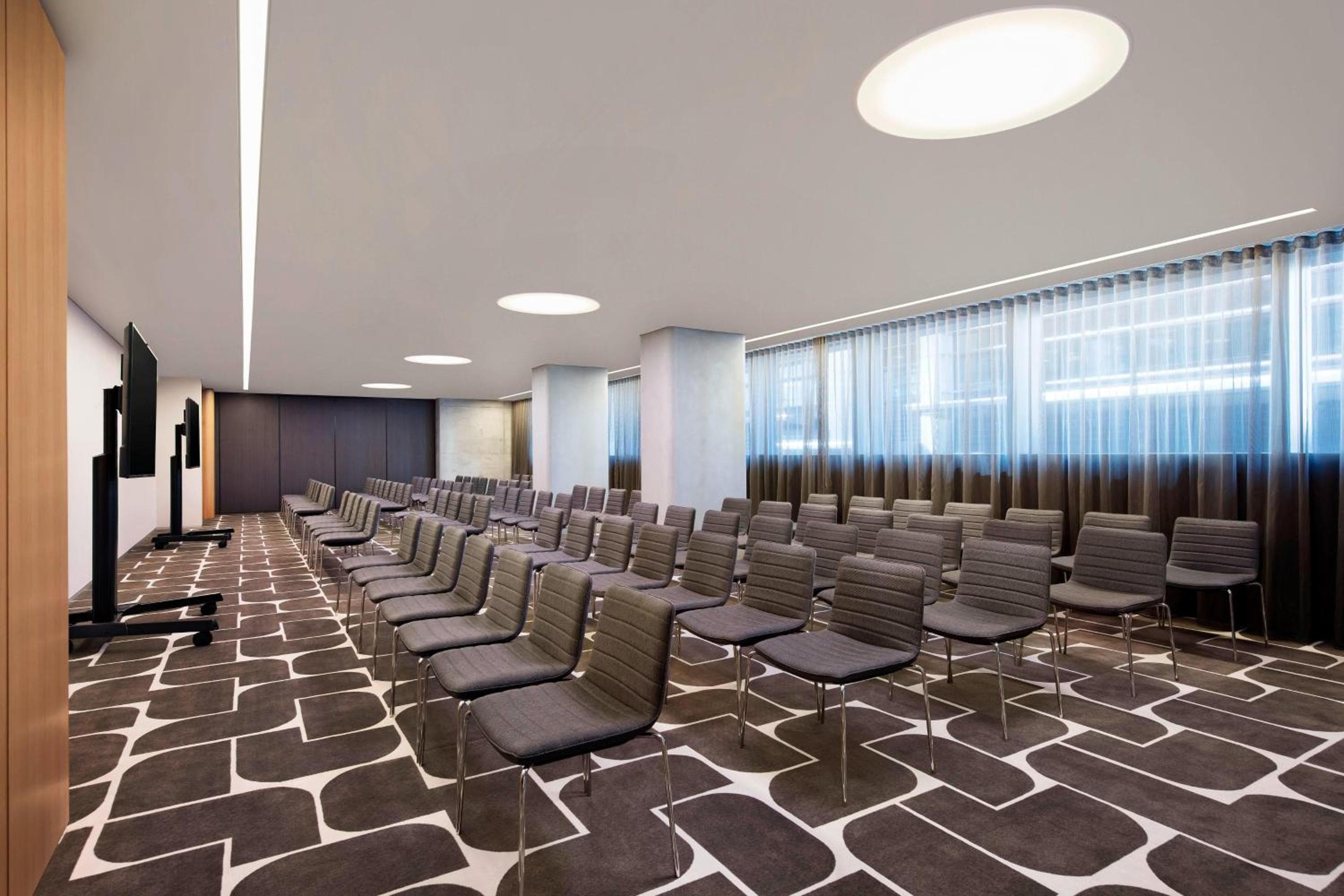 Four Points by Sheraton Sydney, Central Park