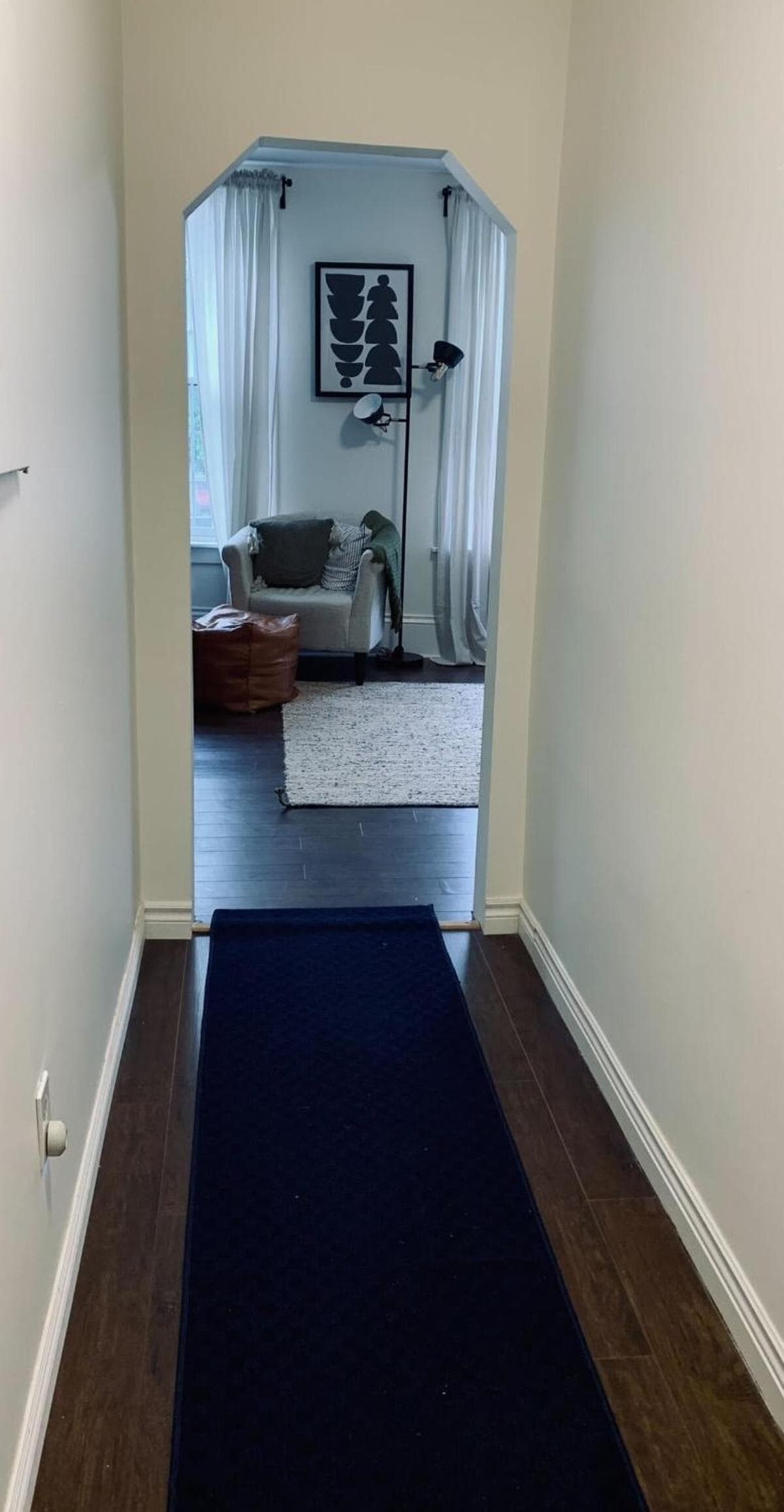 Pet-Friendly Lovely Studio #2 at Doggy Digs, Balcony