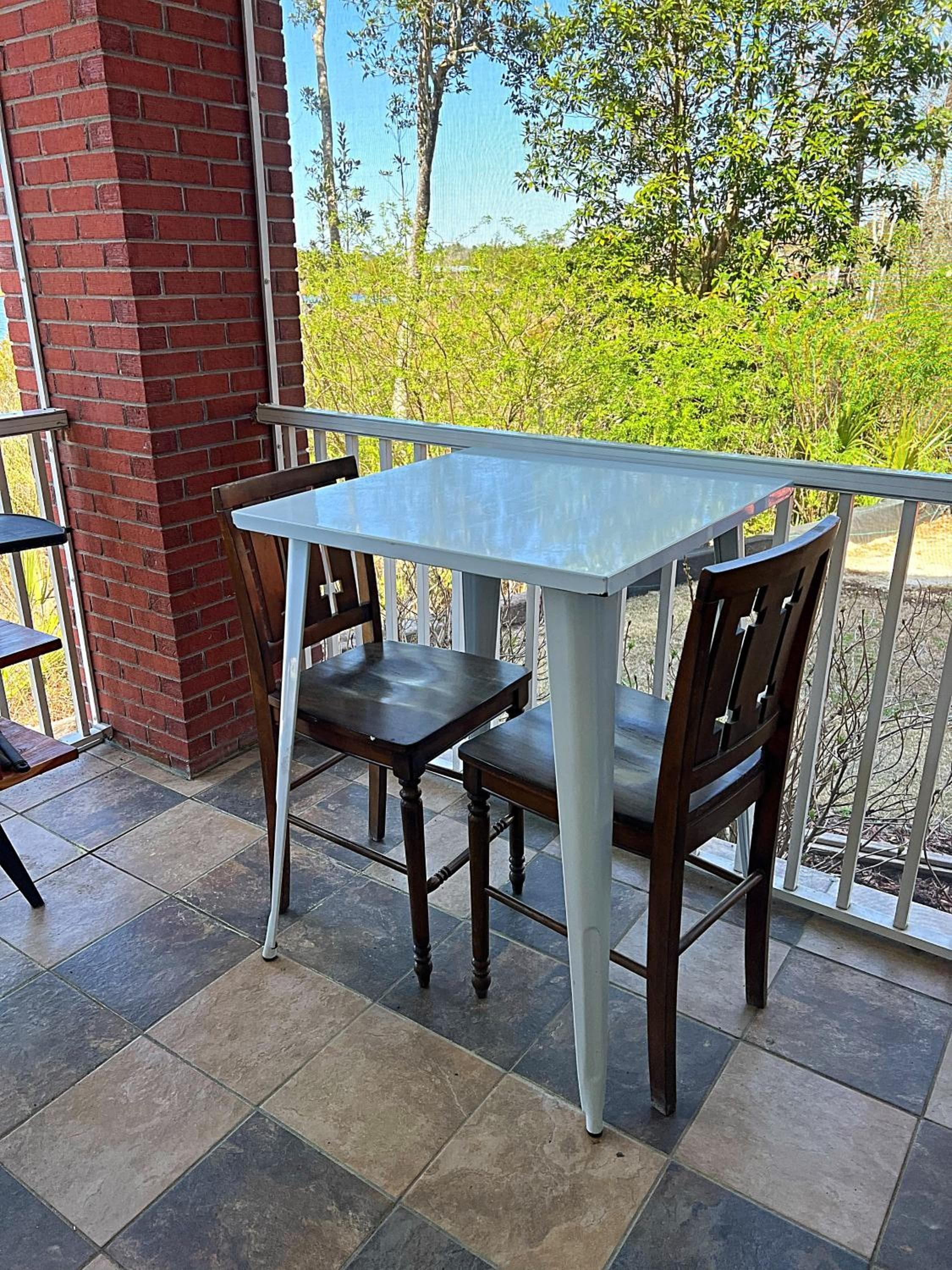 Waterfront Suite with Pool & Dock
