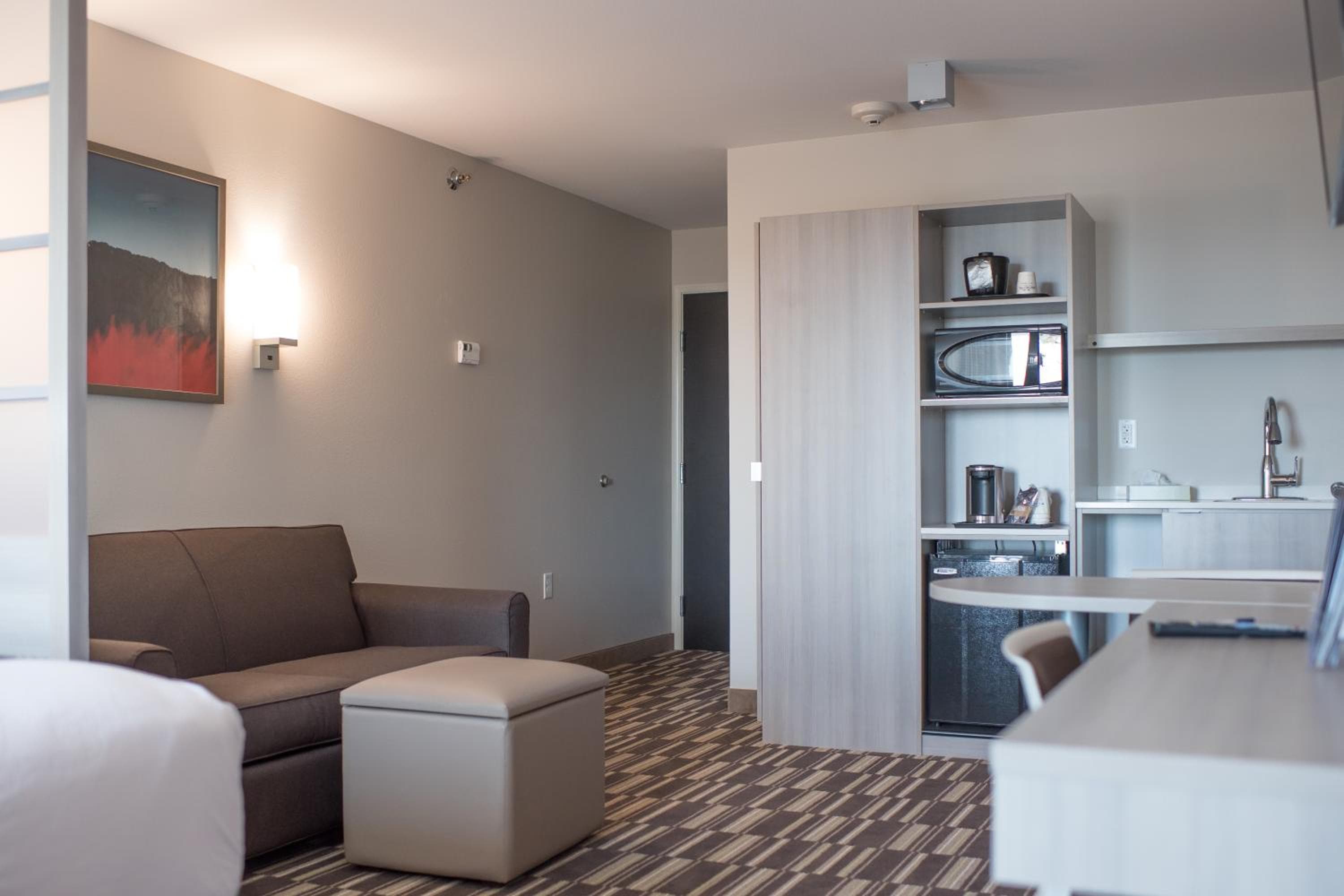 Microtel Inn & Suites by Wyndham West Fargo Near Medical Center