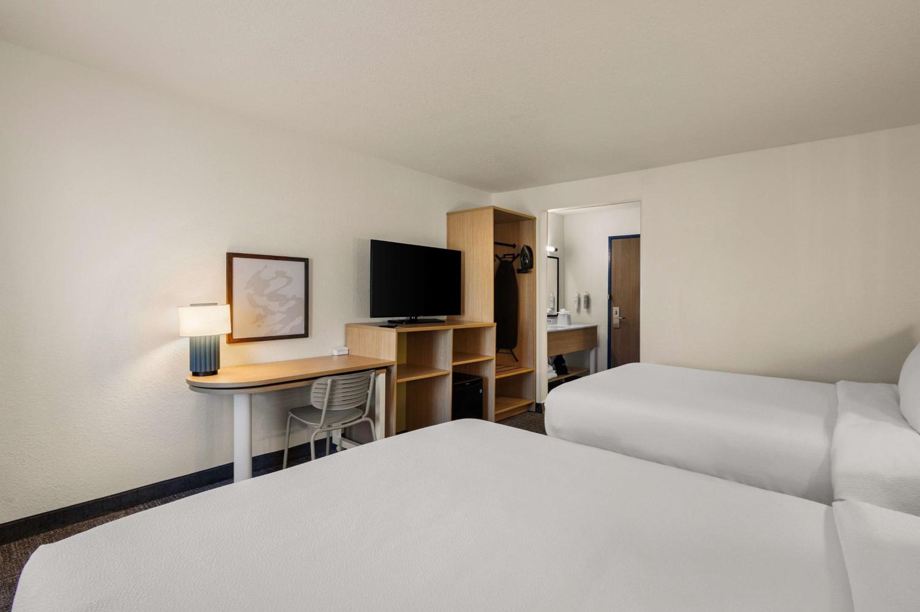 Spark By Hilton Fort Wayne