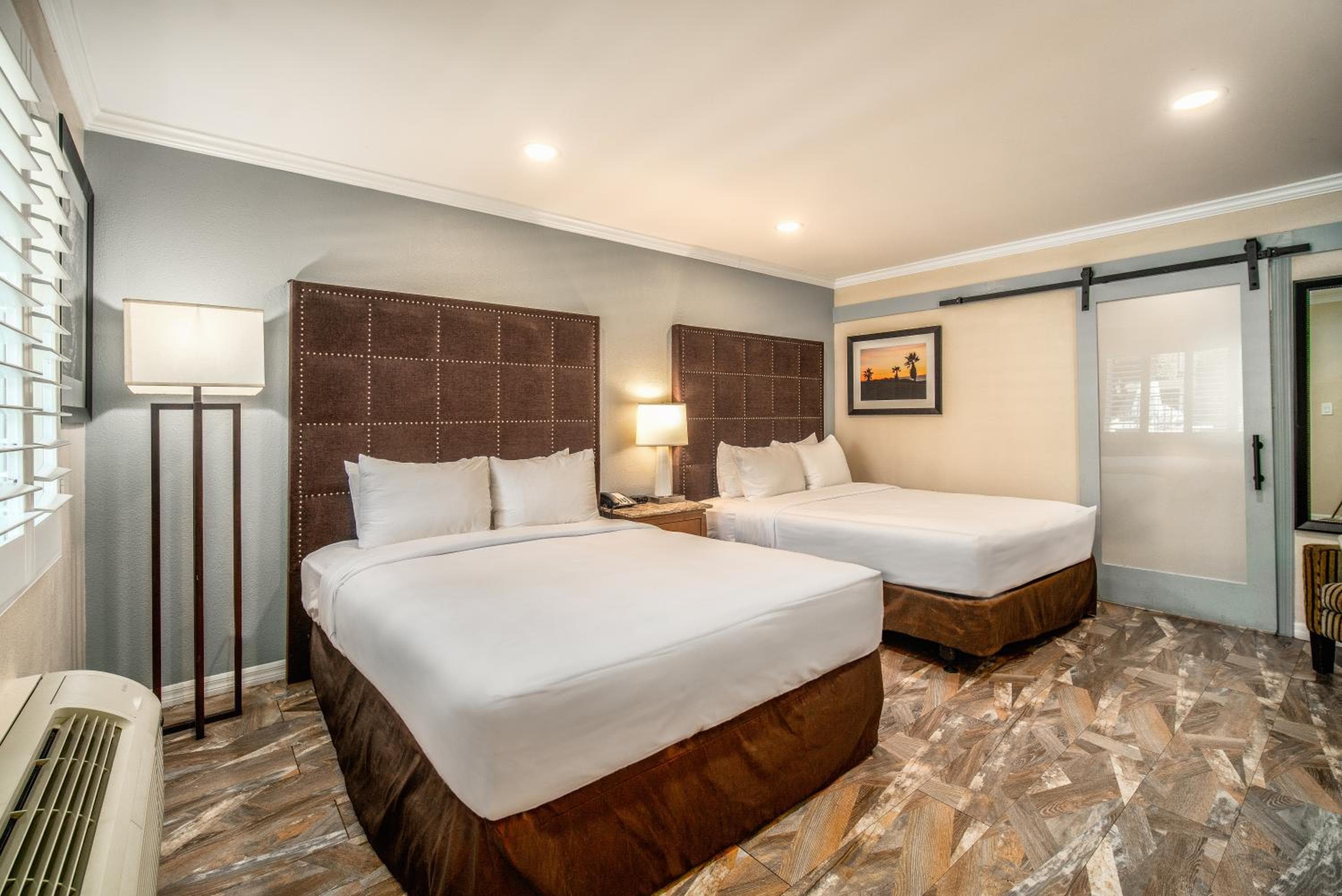 The Buena Park Hotel & Suites