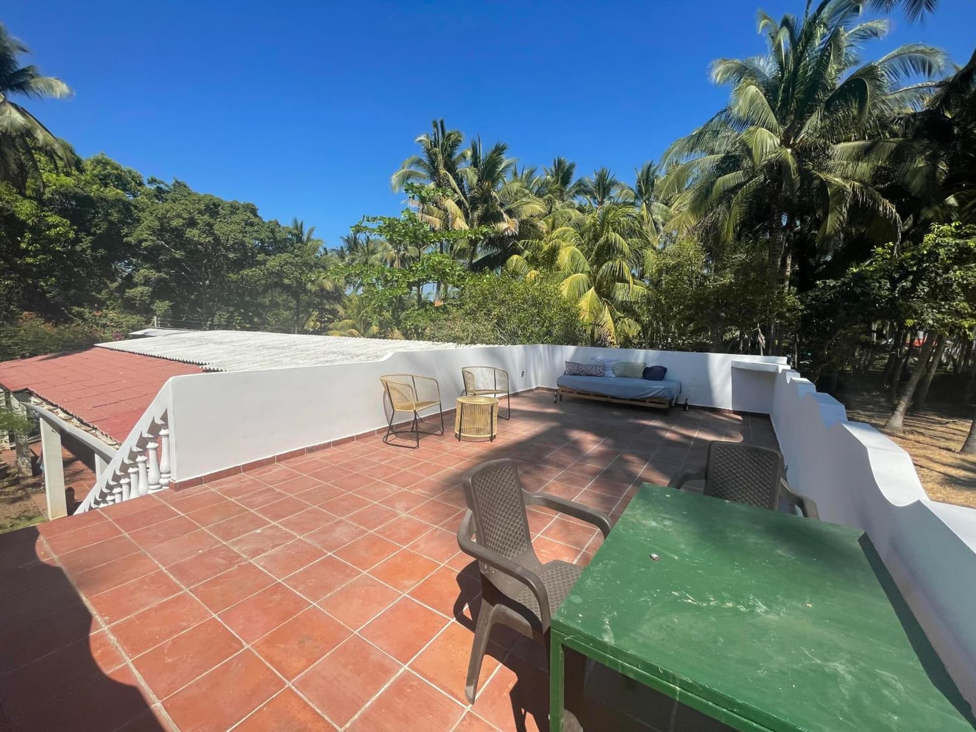 Sugarloaf Beach House & Surf Lodge