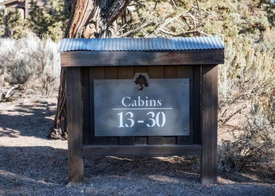 Sage Escape Cabin with Hot tub at Brasada Ranch